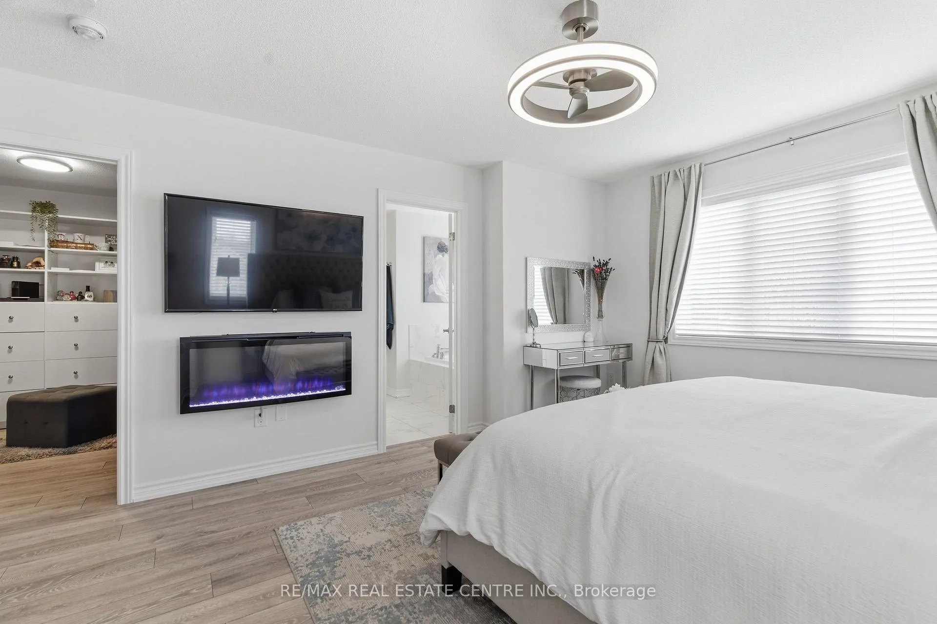 Photo 21 of 27 Gibbs Way, Centre Wellington, Fergus — HOMEH