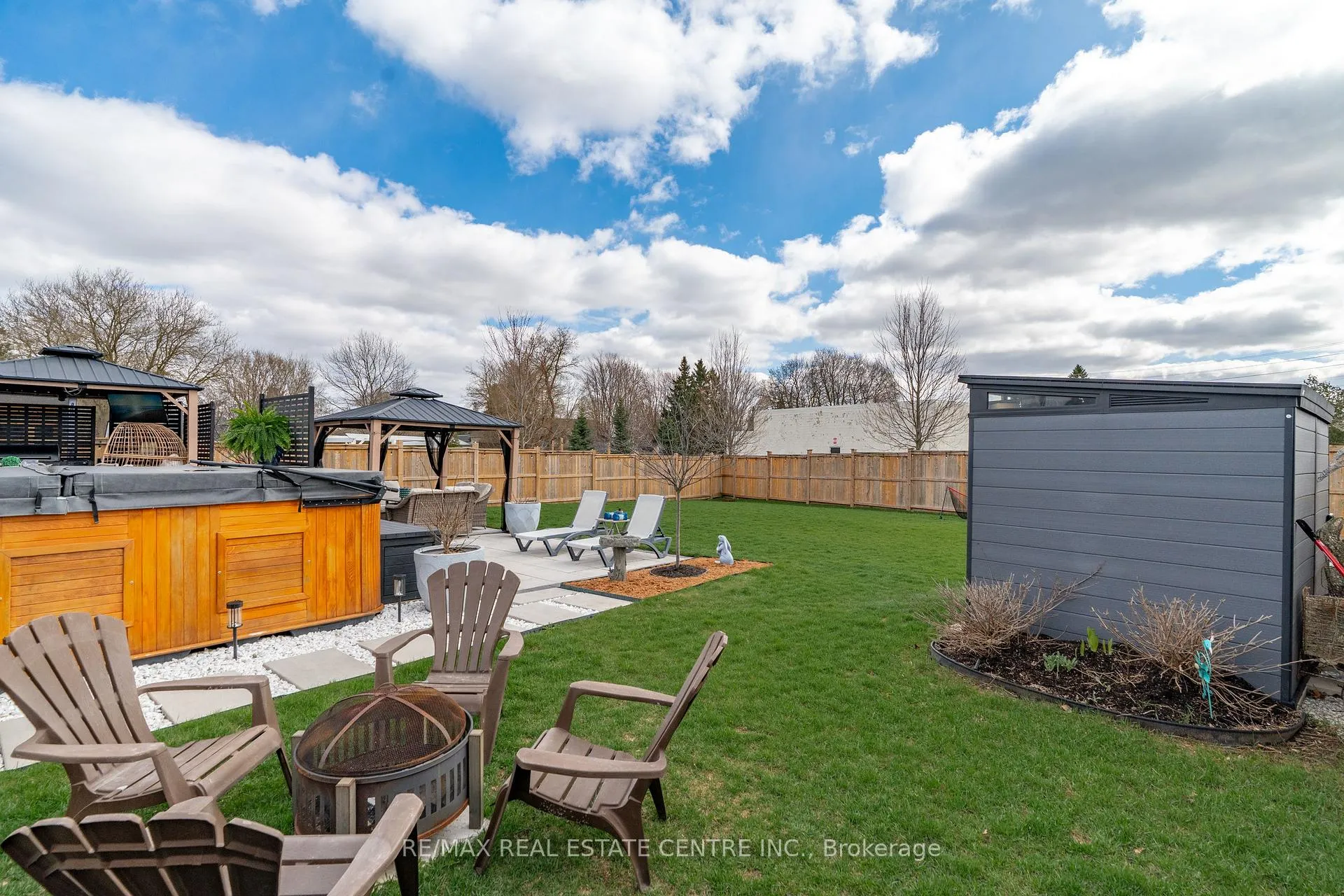 Photo 34 of 27 Gibbs Way, Centre Wellington, Fergus — HOMEH