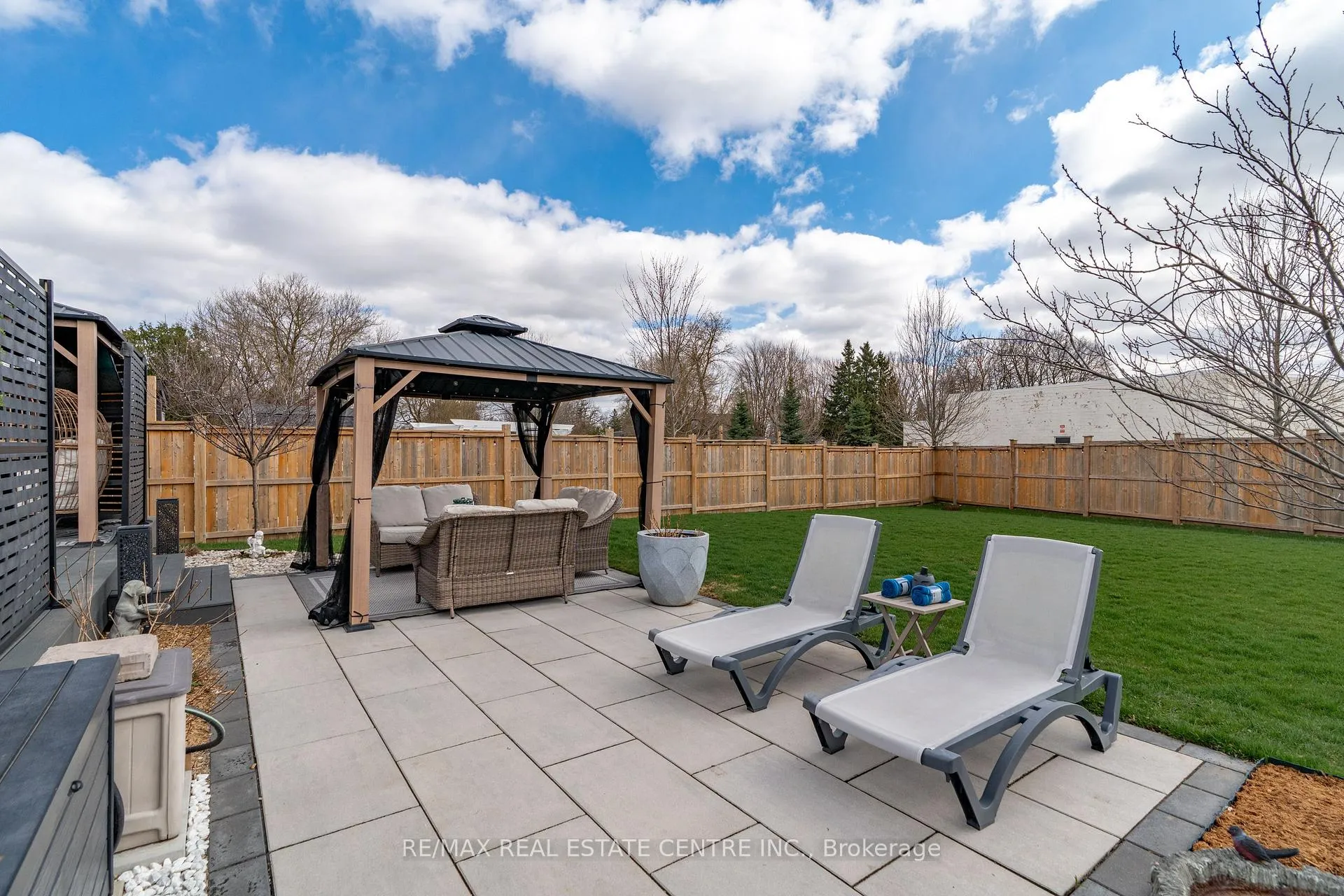 Photo 35 of 27 Gibbs Way, Centre Wellington, Fergus — HOMEH