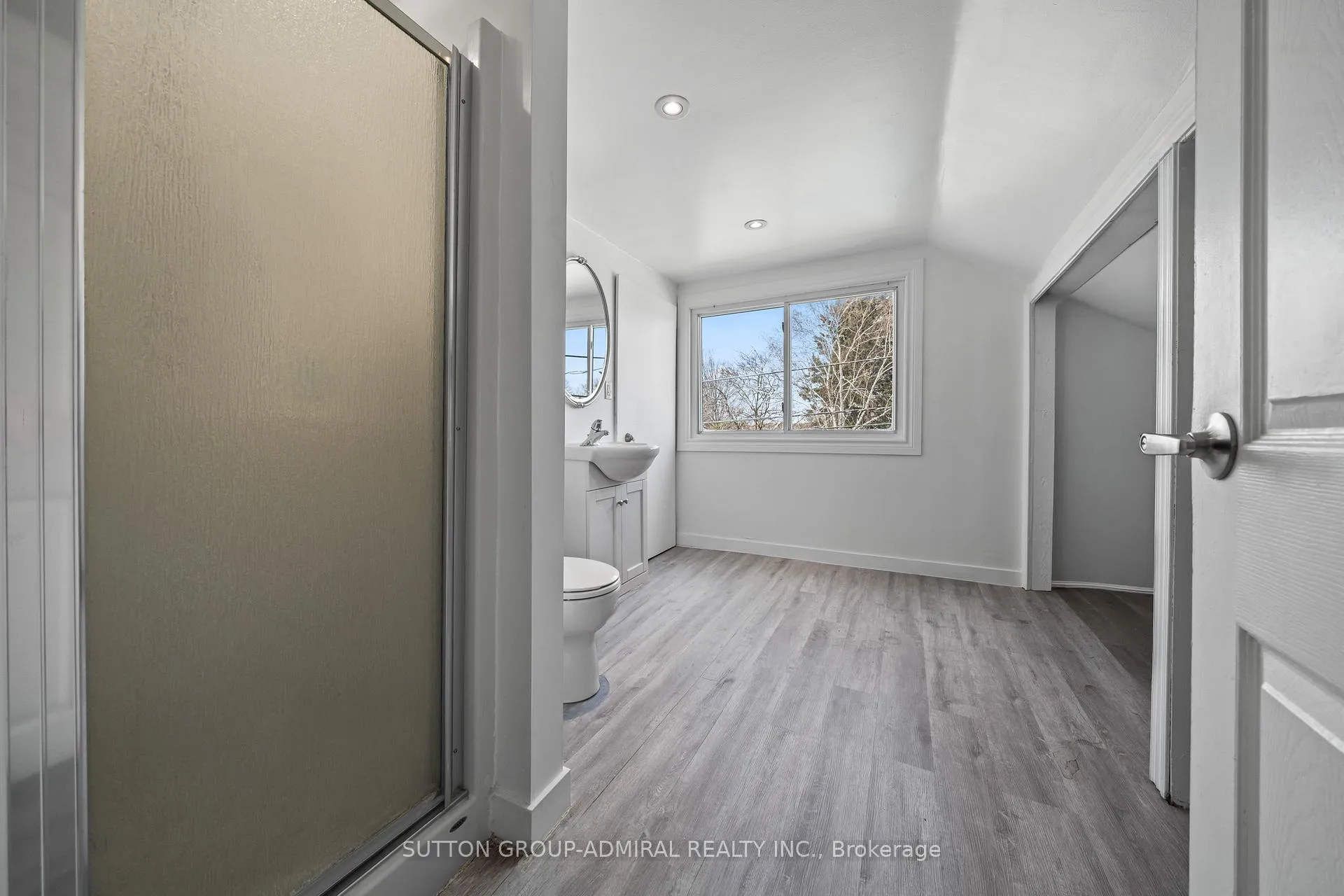 Photo 21 of 472 Main Street, King, Schomberg — HOMEH