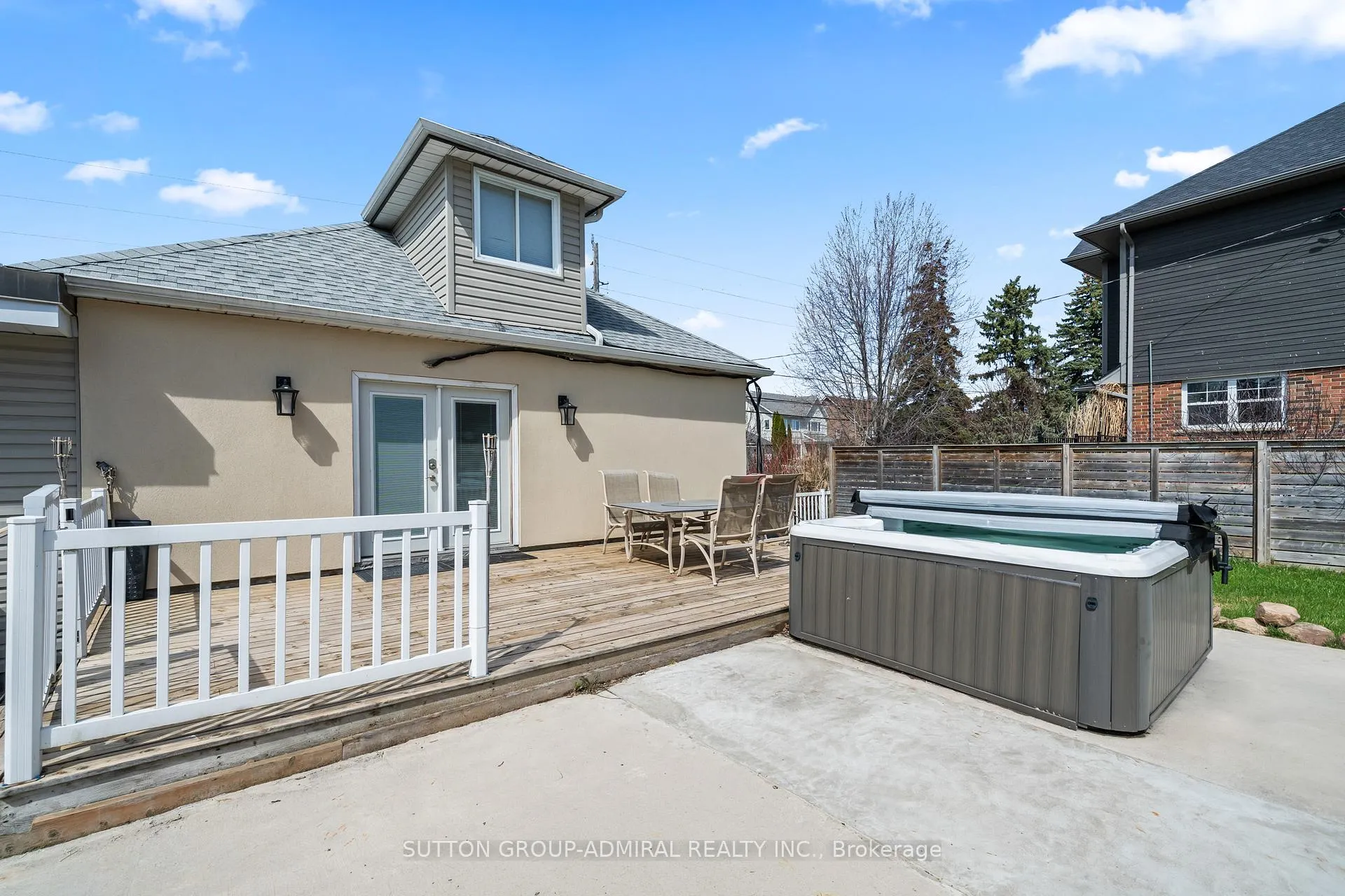 Photo 29 of 472 Main Street, King, Schomberg — HOMEH