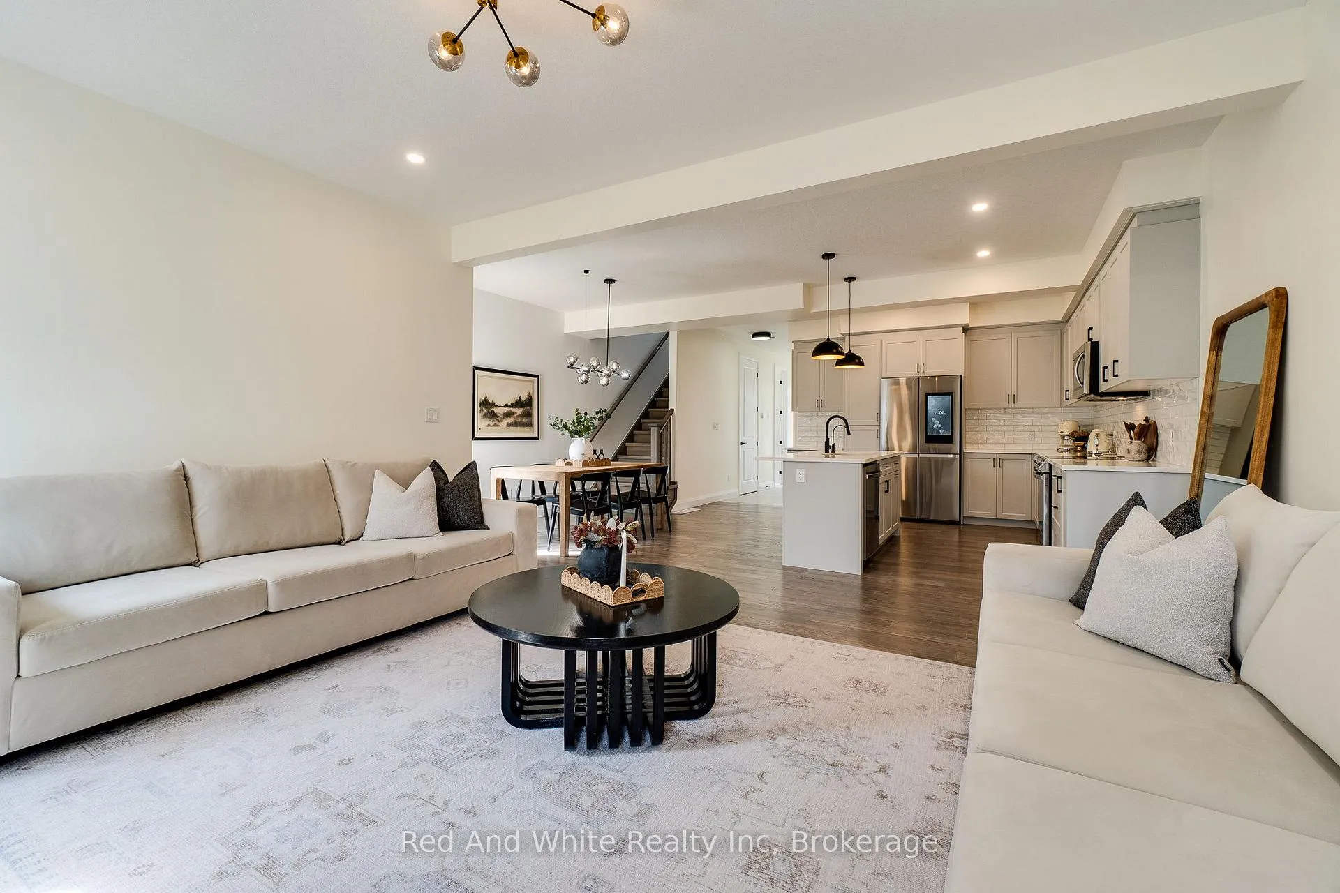 Photo 8 of 126 Forest Creek Drive, Kitchener — HOMEH