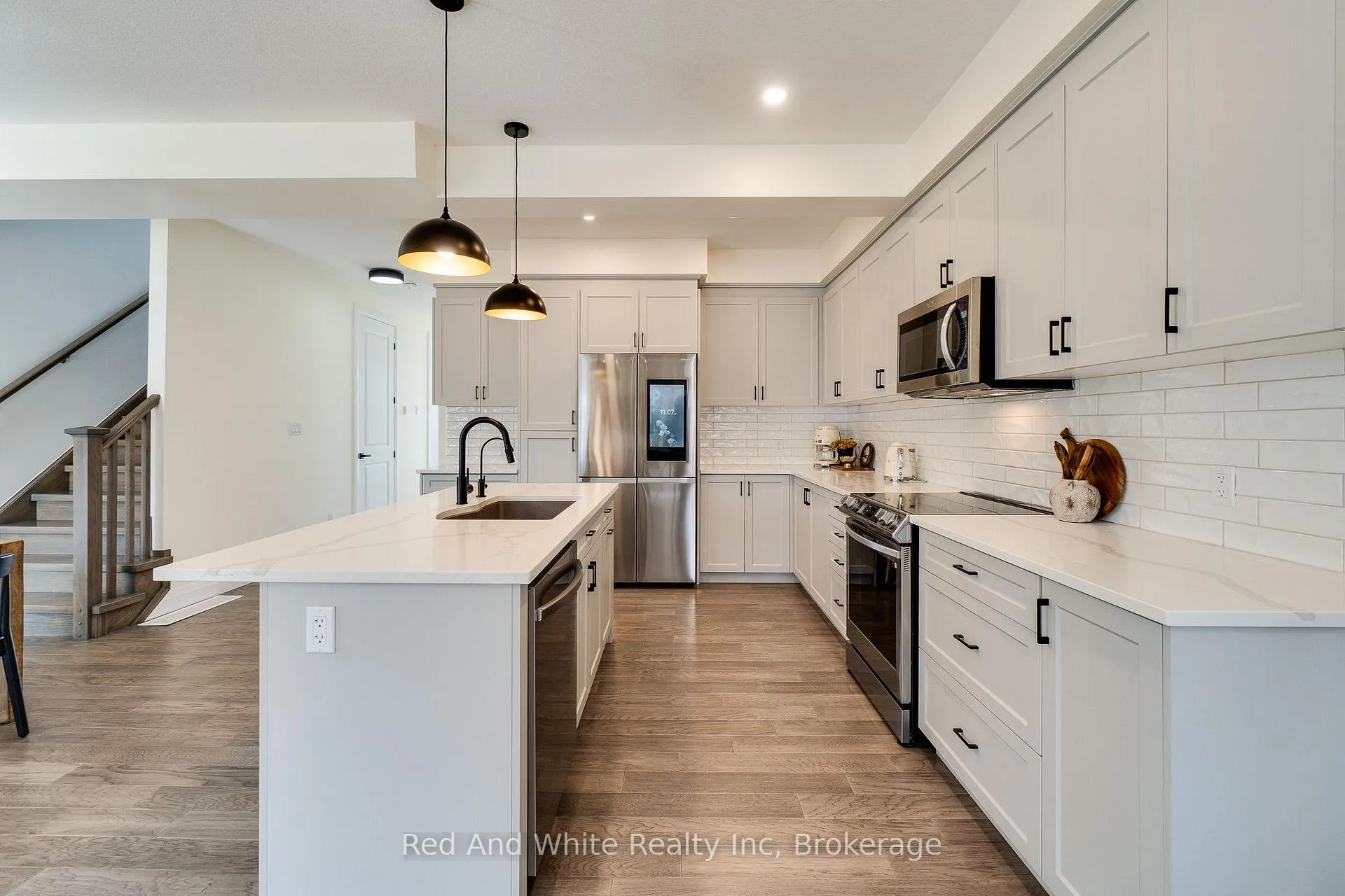 Photo 12 of 126 Forest Creek Drive, Kitchener — HOMEH