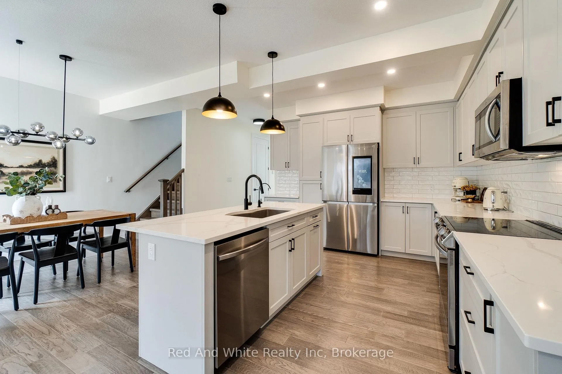 Photo 13 of 126 Forest Creek Drive, Kitchener — HOMEH