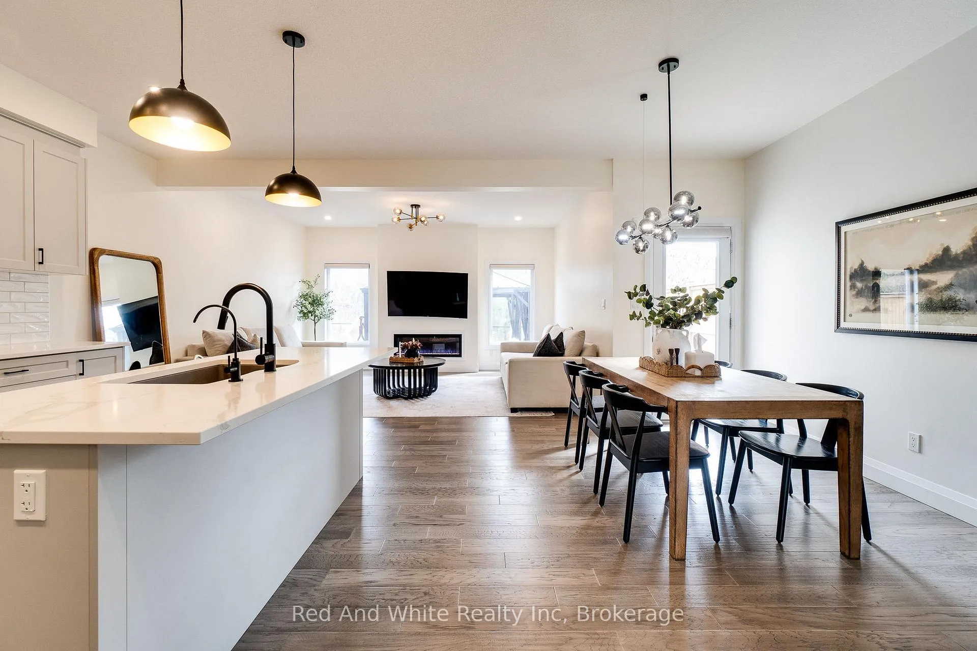 Photo 19 of 126 Forest Creek Drive, Kitchener — HOMEH