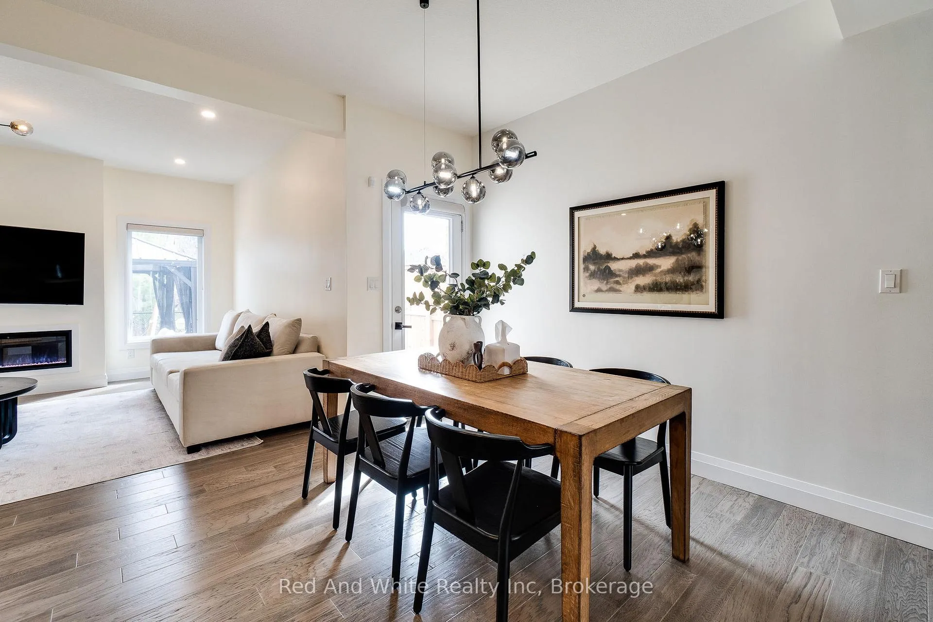 Photo 20 of 126 Forest Creek Drive, Kitchener — HOMEH