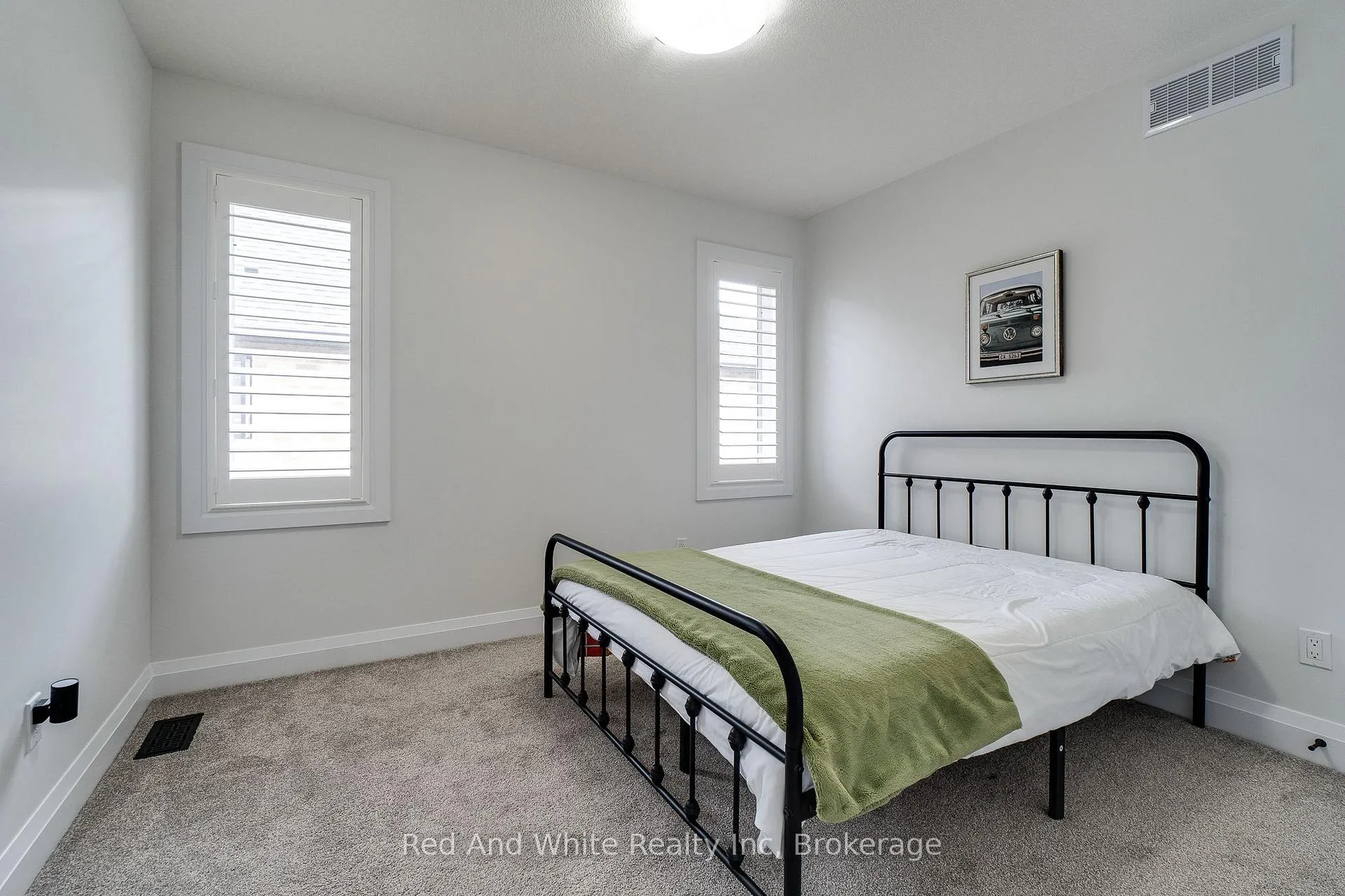 Photo 28 of 126 Forest Creek Drive, Kitchener — HOMEH