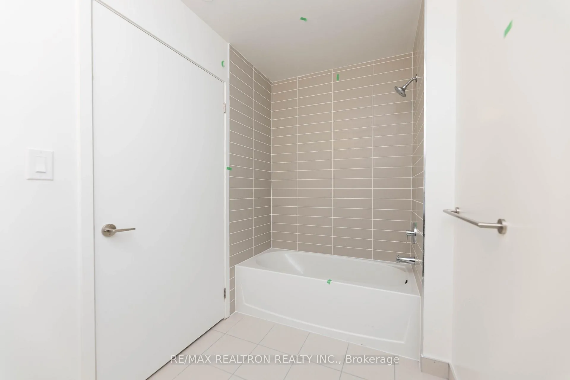 Photo 6 of Unit 1301A, 8119 Birchmount Road, Markham, Unionville — HOMEH