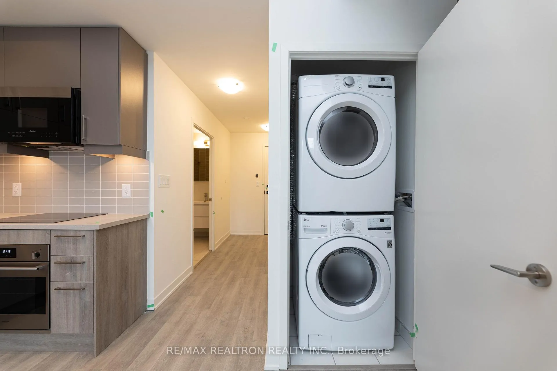 Photo 14 of Unit 1301A, 8119 Birchmount Road, Markham, Unionville — HOMEH