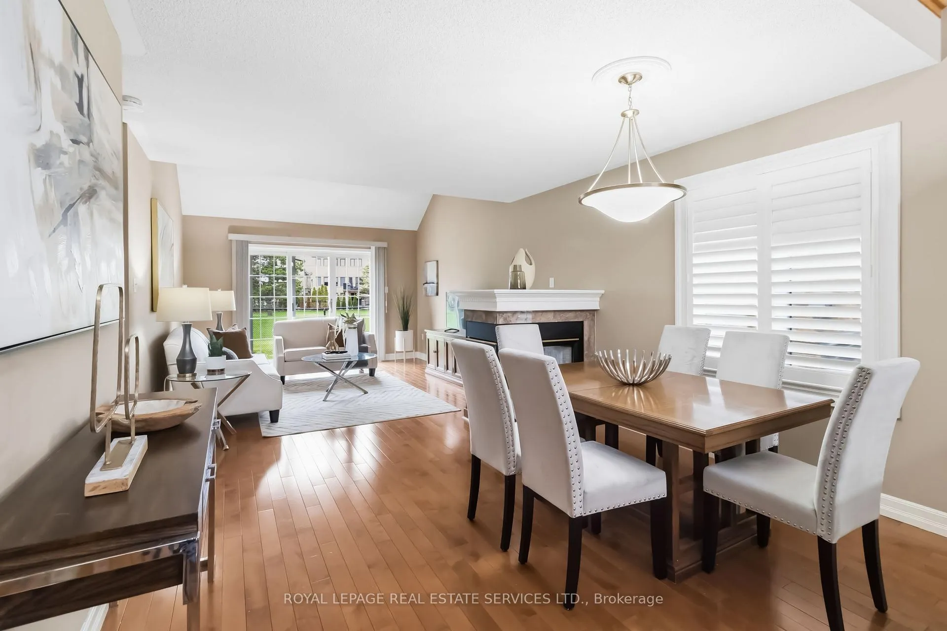 Photo 7 of Unit 17, 4275 Millcroft Park Drive, Burlington, Rose — HOMEH