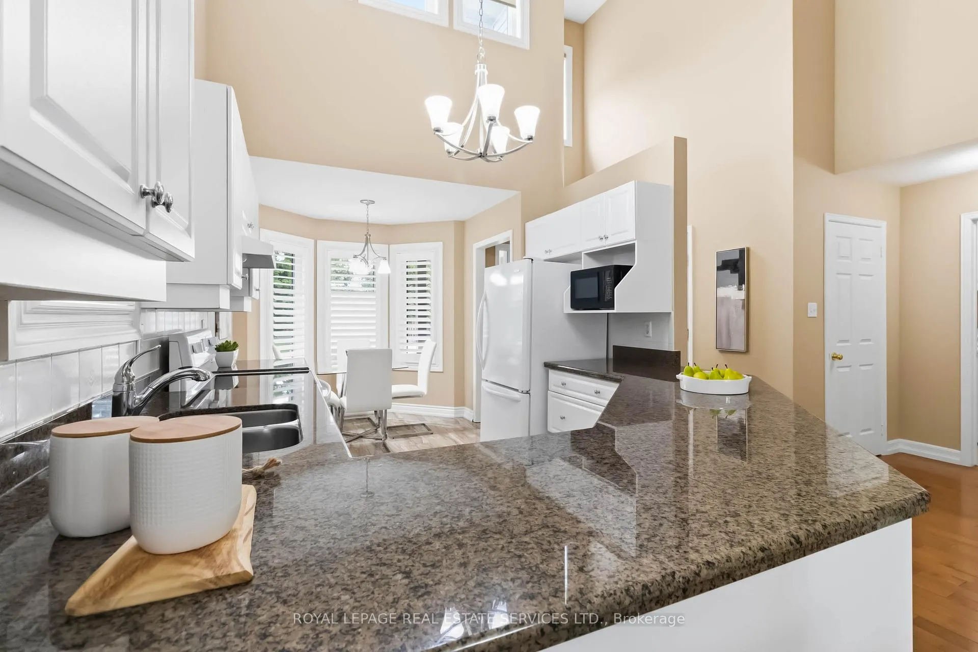 Photo 16 of Unit 17, 4275 Millcroft Park Drive, Burlington, Rose — HOMEH