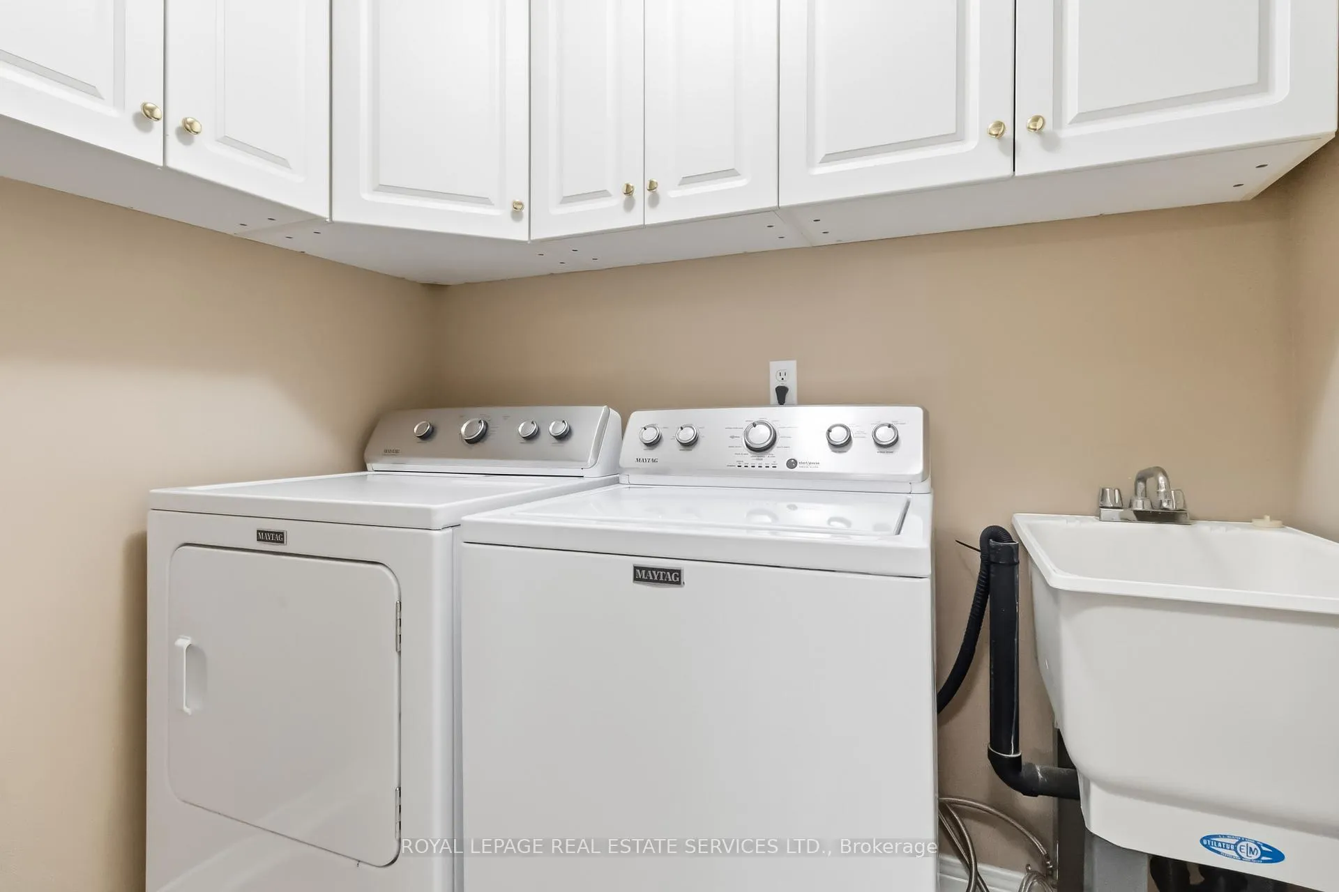 Photo 23 of Unit 17, 4275 Millcroft Park Drive, Burlington, Rose — HOMEH