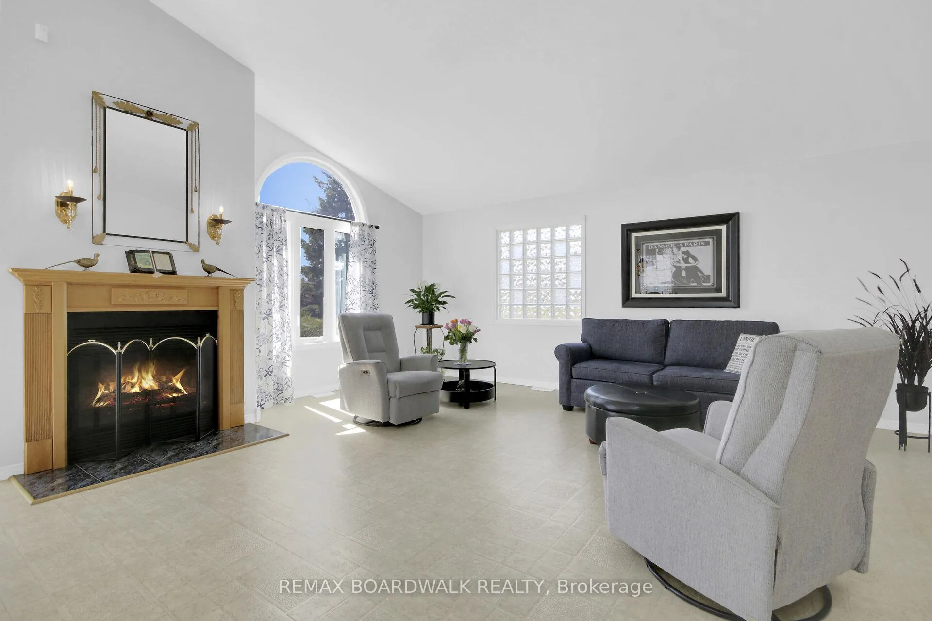 Photo 6 of 6658 Benoit Street, Ottawa, Chateauneuf — HOMEH