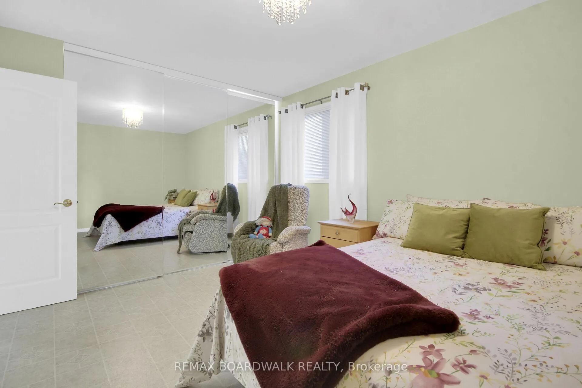 Photo 15 of 6658 Benoit Street, Ottawa, Chateauneuf — HOMEH