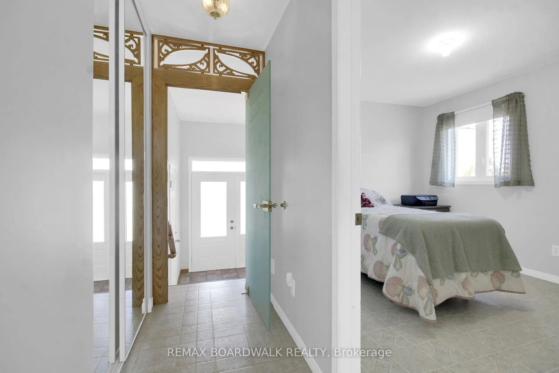 Photo 16 of 6658 Benoit Street, Ottawa, Chateauneuf — HOMEH
