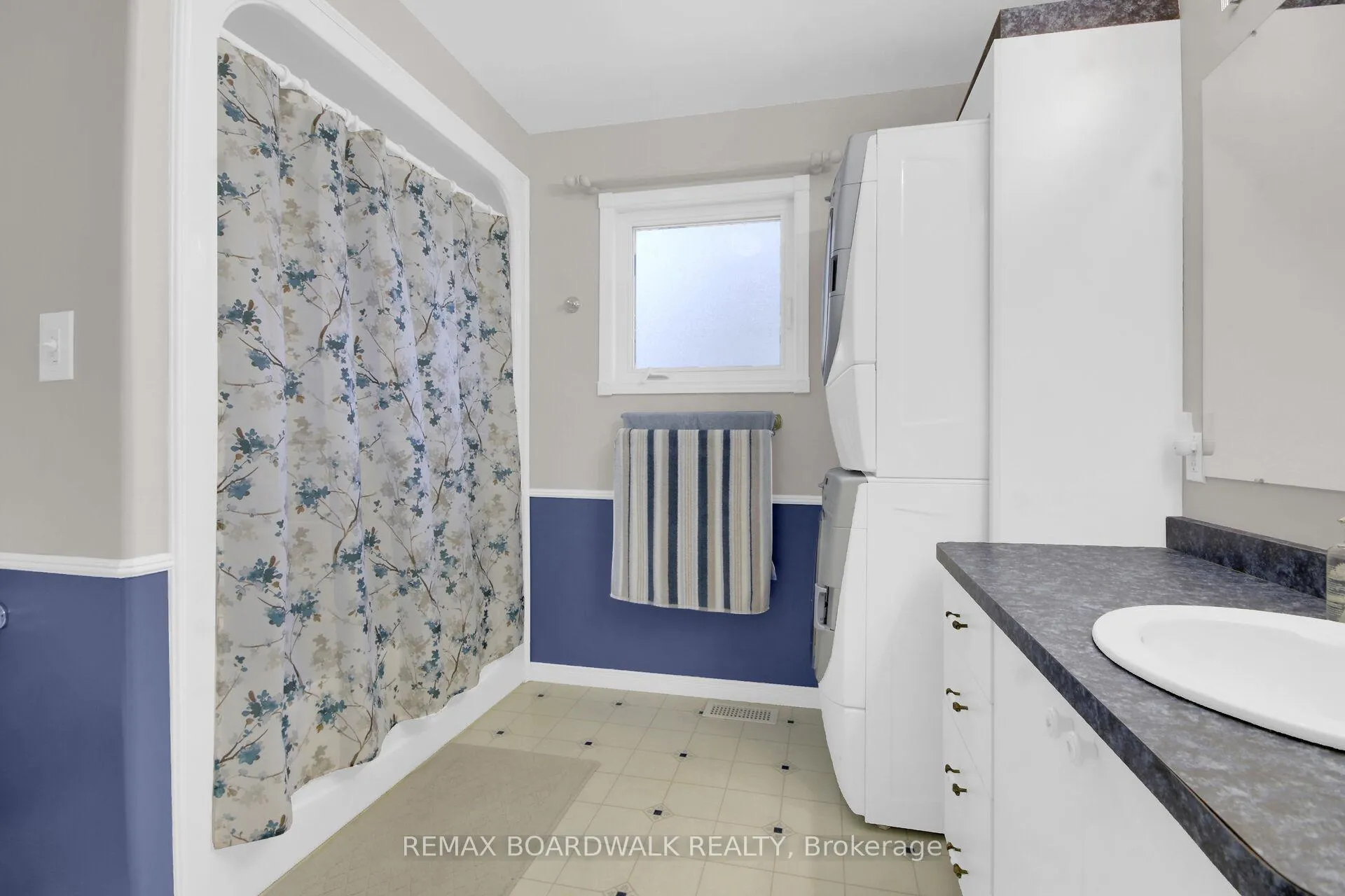 Photo 18 of 6658 Benoit Street, Ottawa, Chateauneuf — HOMEH