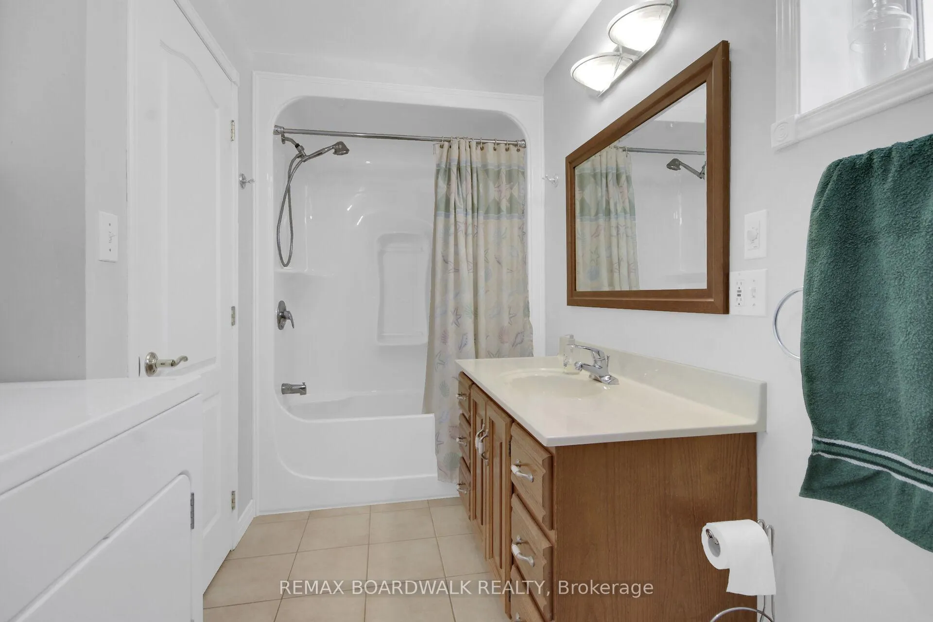 Photo 28 of 6658 Benoit Street, Ottawa, Chateauneuf — HOMEH