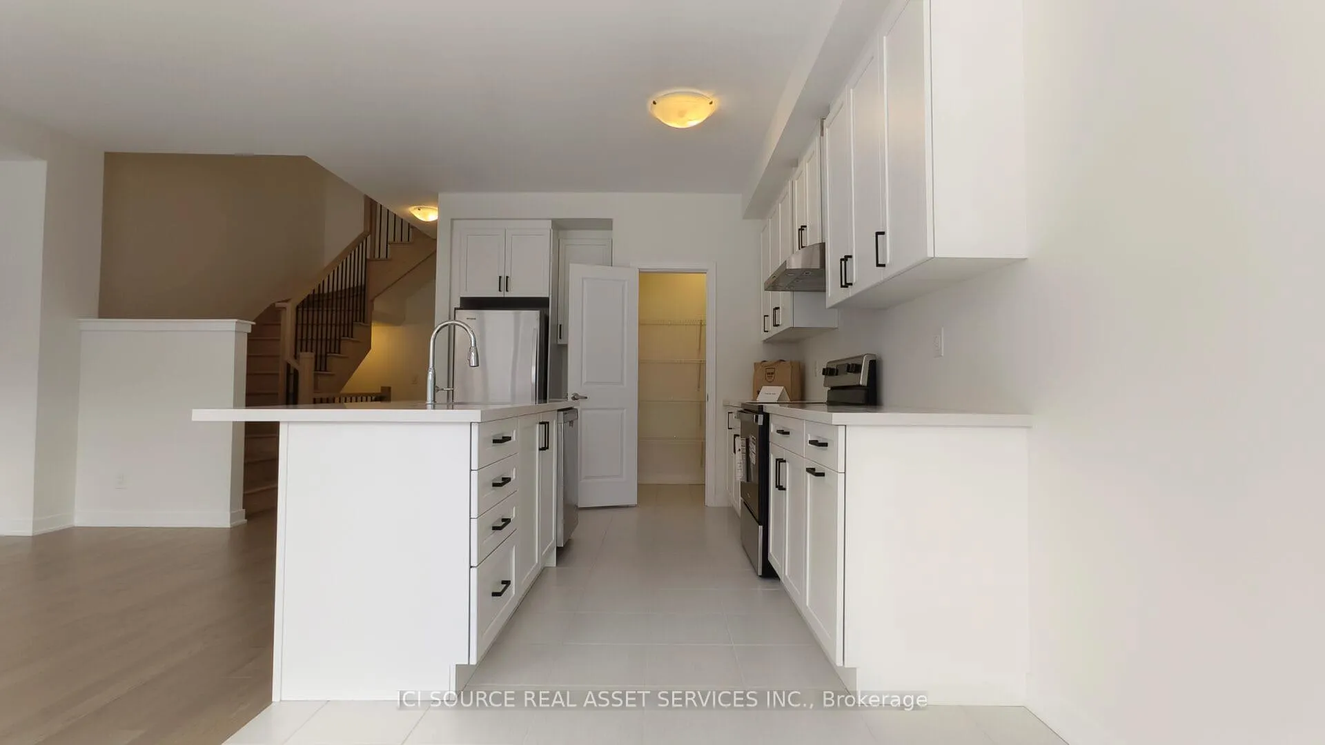 Photo 4 of 30 Freeman Williams Street, Markham, Angus Glen — HOMEH