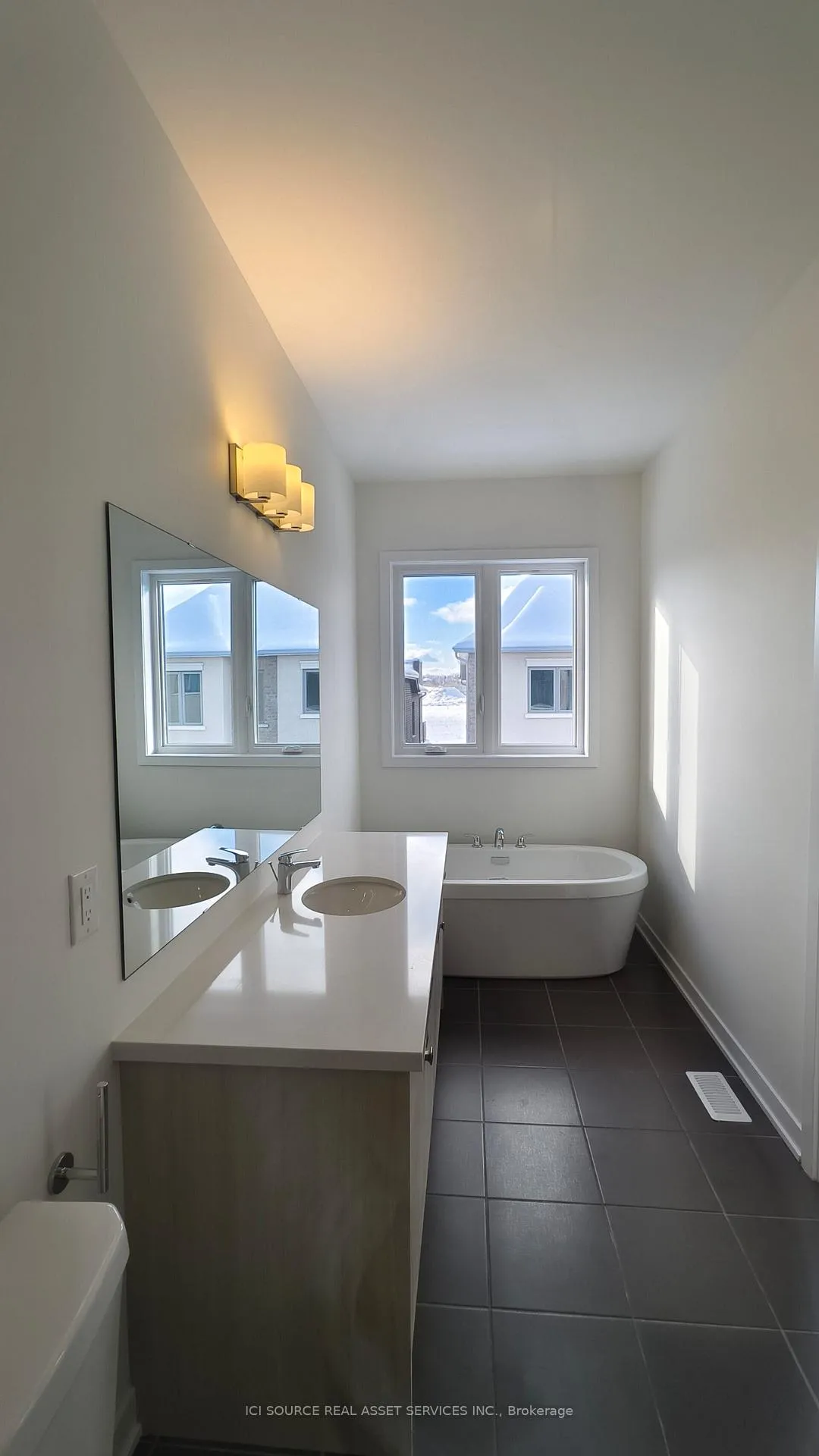 Photo 19 of 30 Freeman Williams Street, Markham, Angus Glen — HOMEH