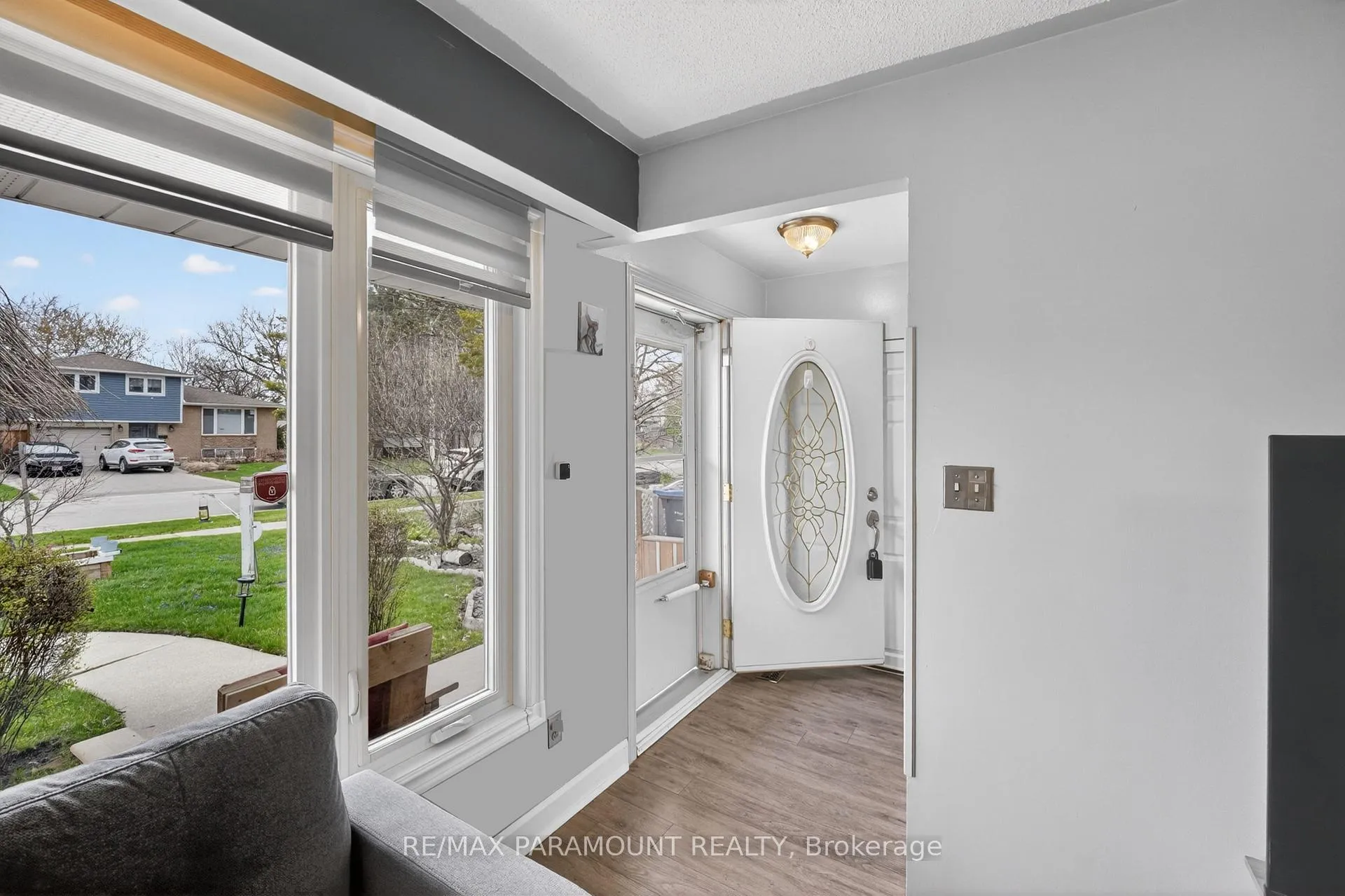 Photo 5 of 263 Bartley Bull Parkway, Brampton, Brampton East — HOMEH