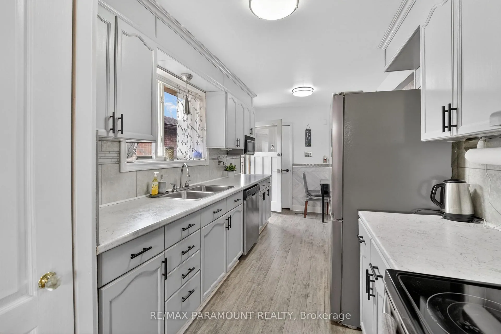Photo 11 of 263 Bartley Bull Parkway, Brampton, Brampton East — HOMEH