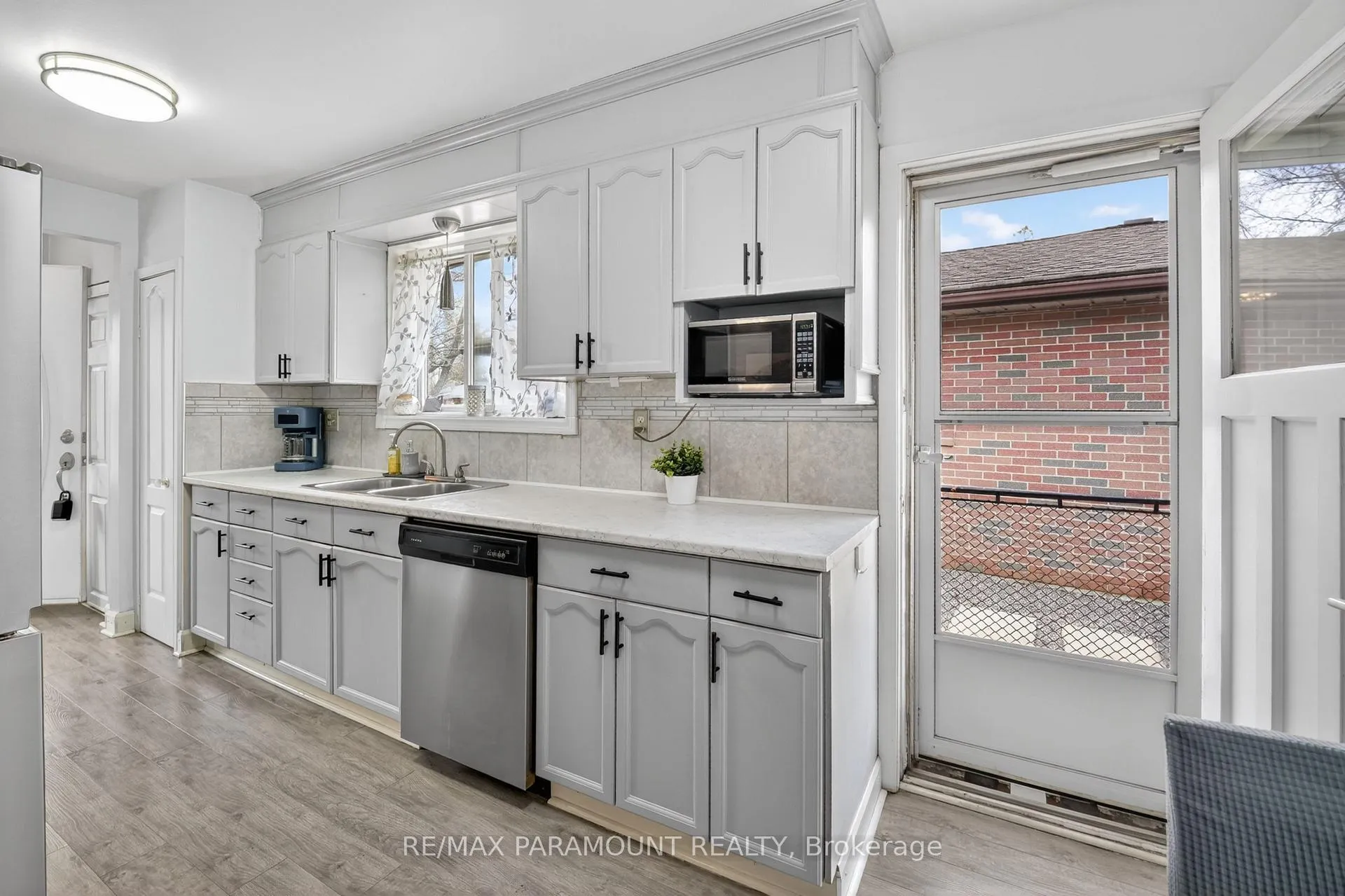 Photo 15 of 263 Bartley Bull Parkway, Brampton, Brampton East — HOMEH