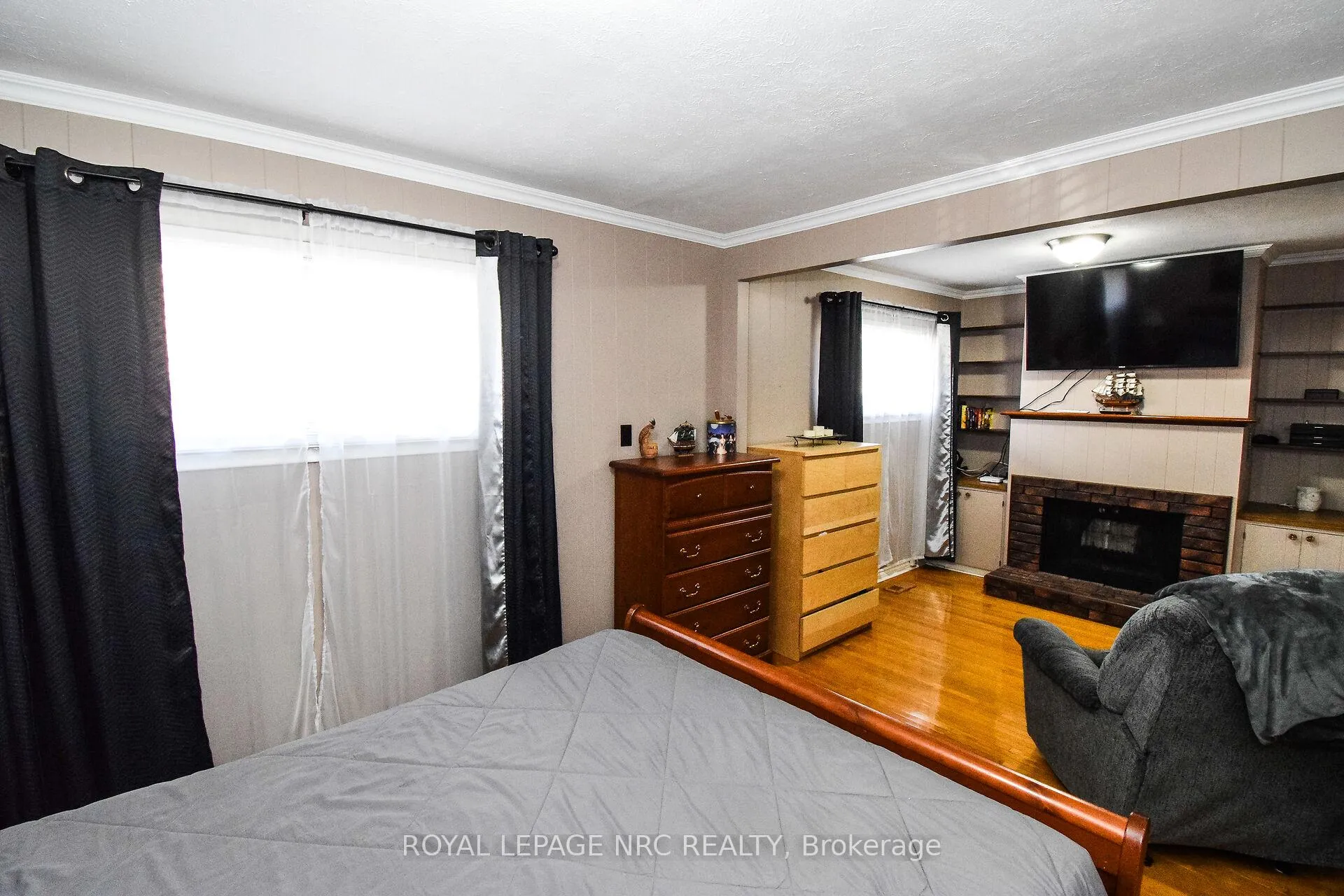 Photo 13 of 11 Grosvenor Street, St. Catharines, Bunting/Linwell — HOMEH