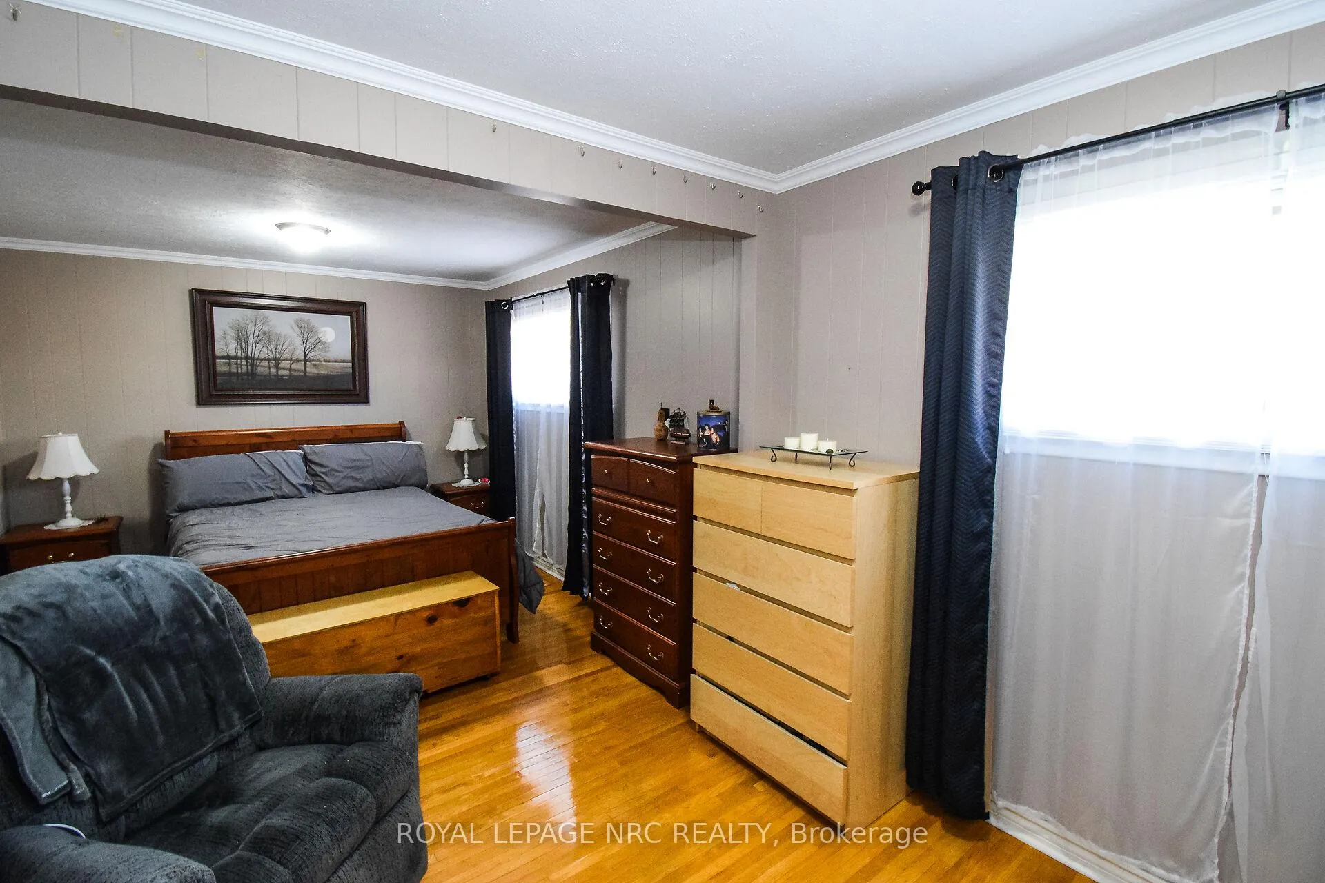 Photo 15 of 11 Grosvenor Street, St. Catharines, Bunting/Linwell — HOMEH