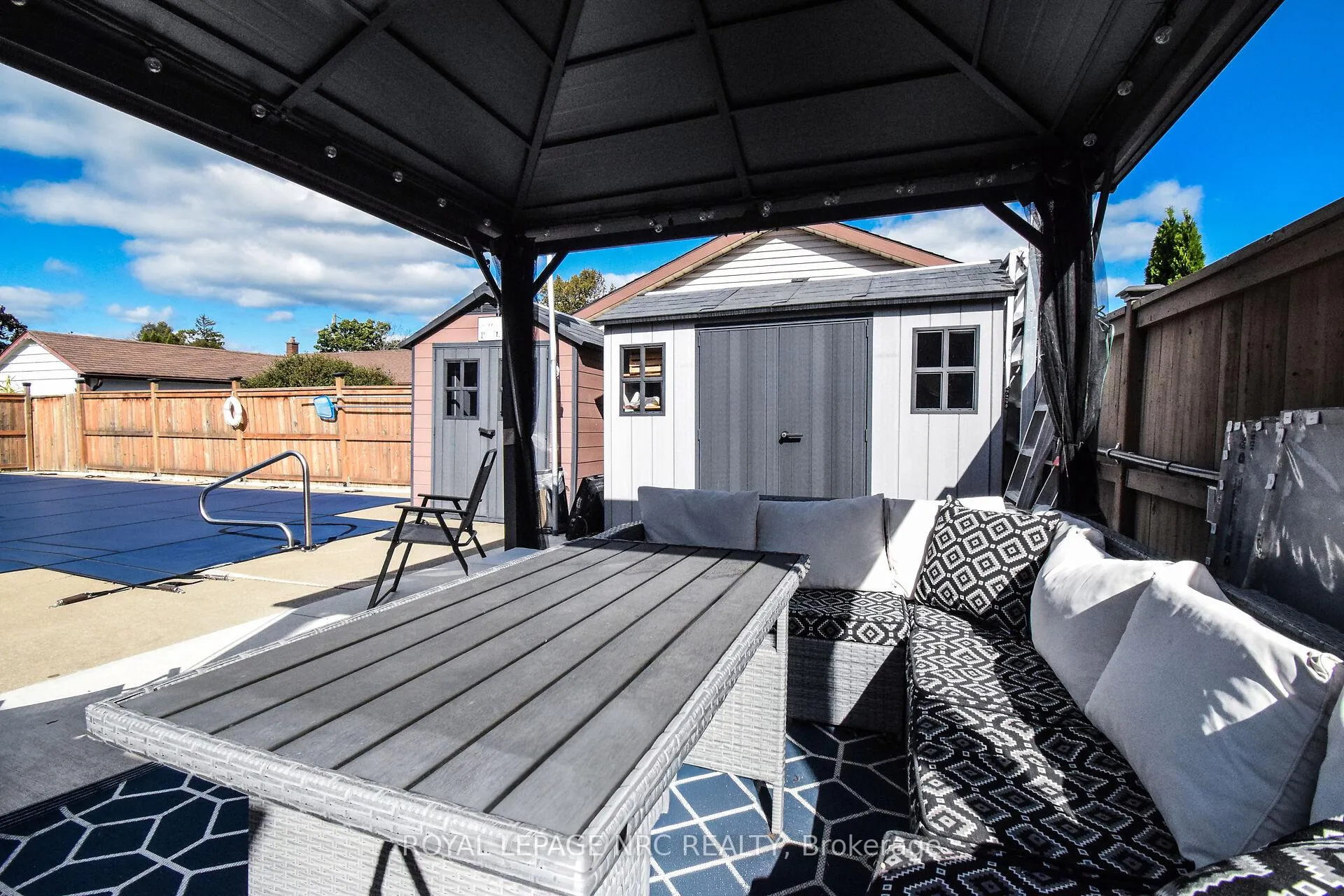Photo 44 of 11 Grosvenor Street, St. Catharines, Bunting/Linwell — HOMEH
