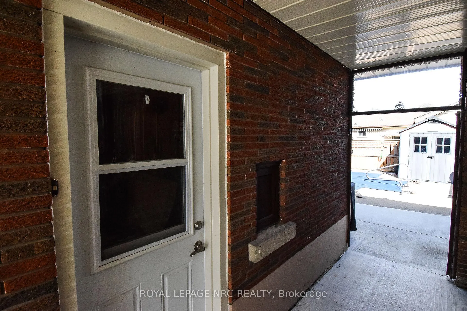 Photo 45 of 11 Grosvenor Street, St. Catharines, Bunting/Linwell — HOMEH