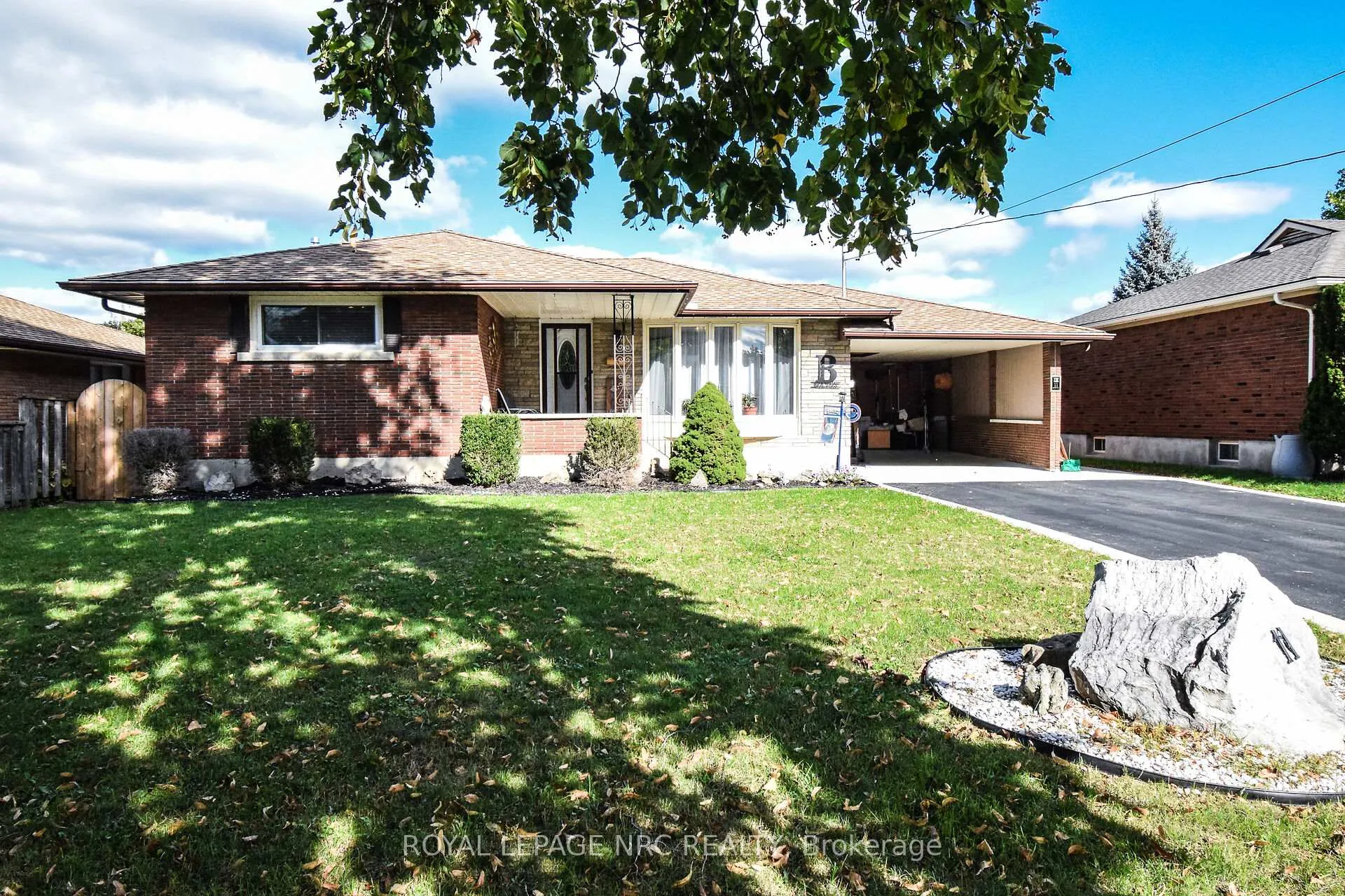 Photo 46 of 11 Grosvenor Street, St. Catharines, Bunting/Linwell — HOMEH