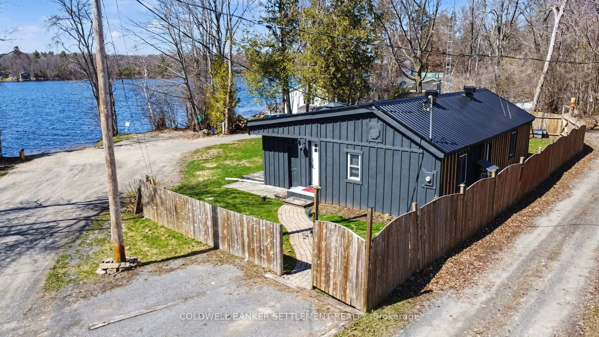 Photo 3 of 128 Loon Lane, Beckwith, Beckwith Twp — HOMEH