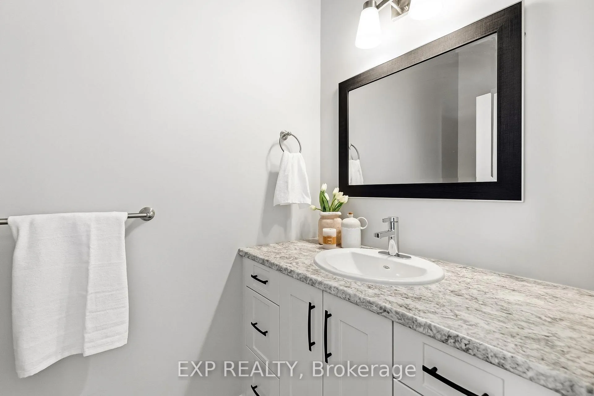Photo 28 of 726 Elmer Hutton Street, Cobourg — HOMEH