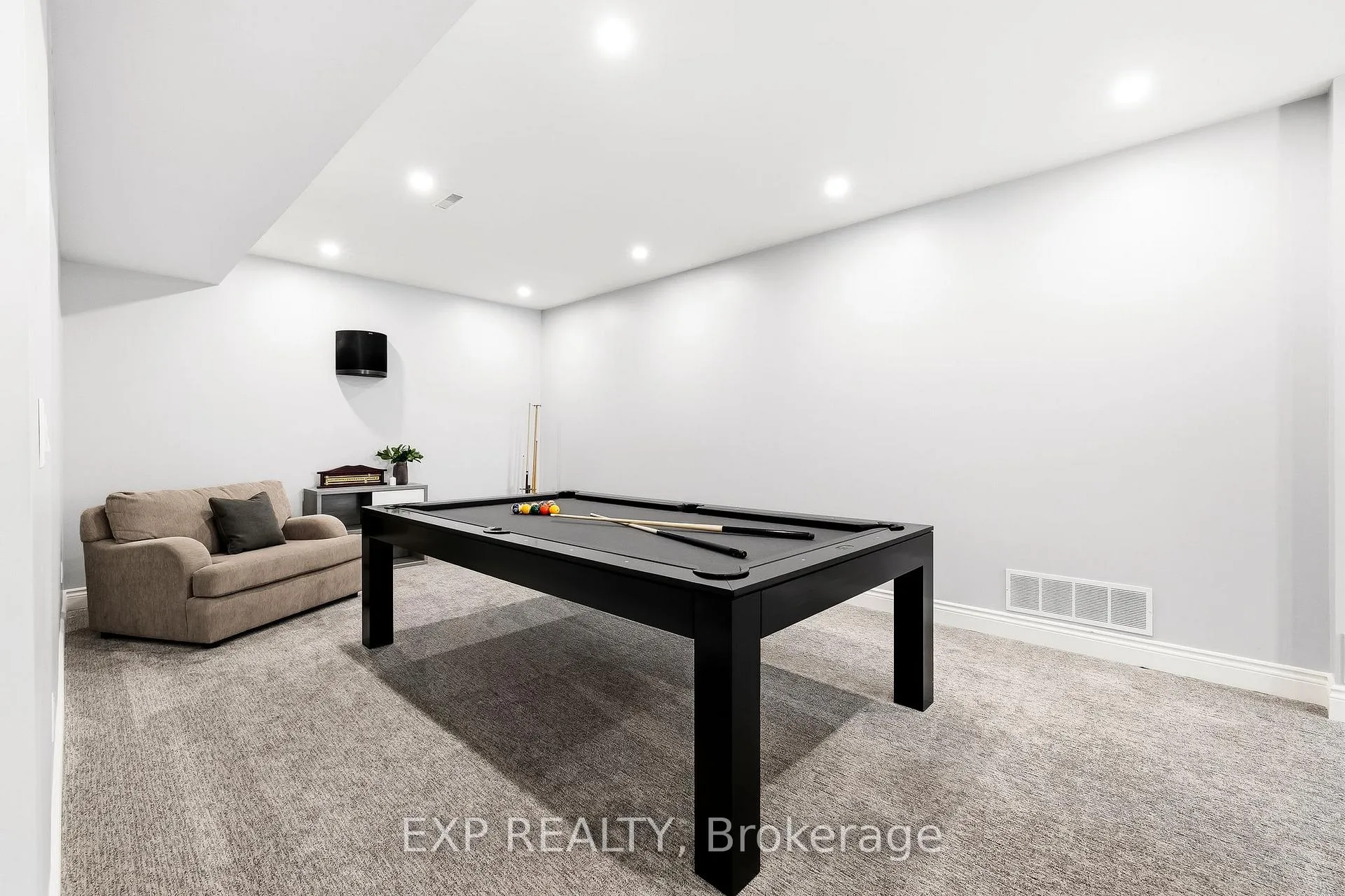 Photo 34 of 726 Elmer Hutton Street, Cobourg — HOMEH