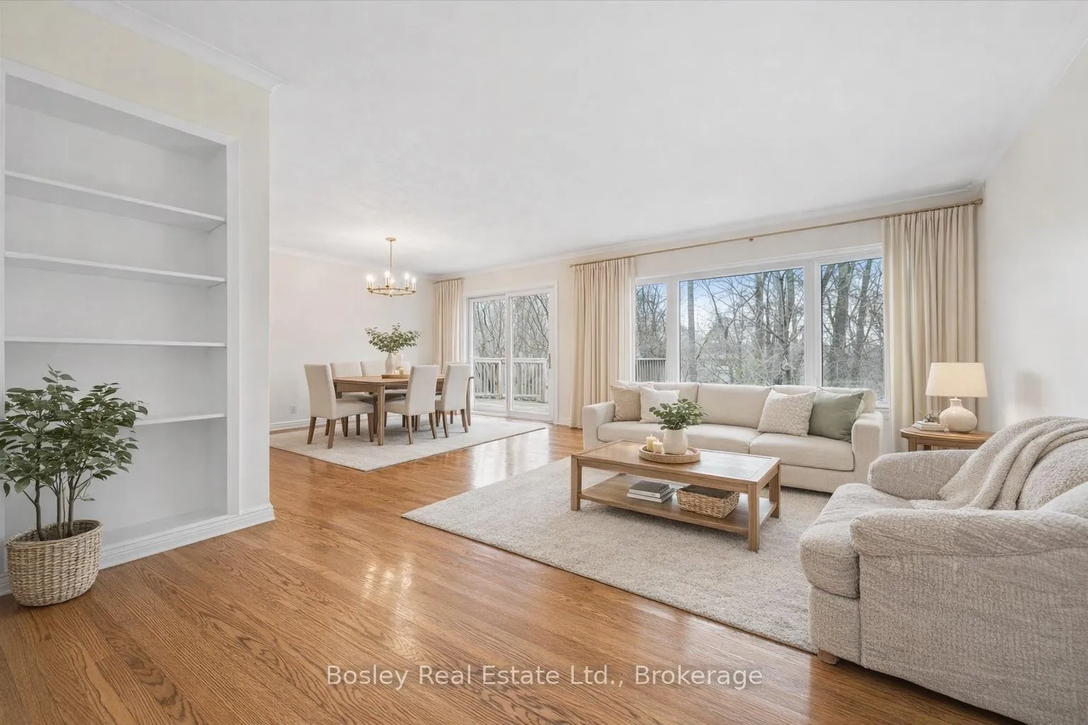 Photo 3 of 30 Stonybrook Drive, Kitchener — HOMEH