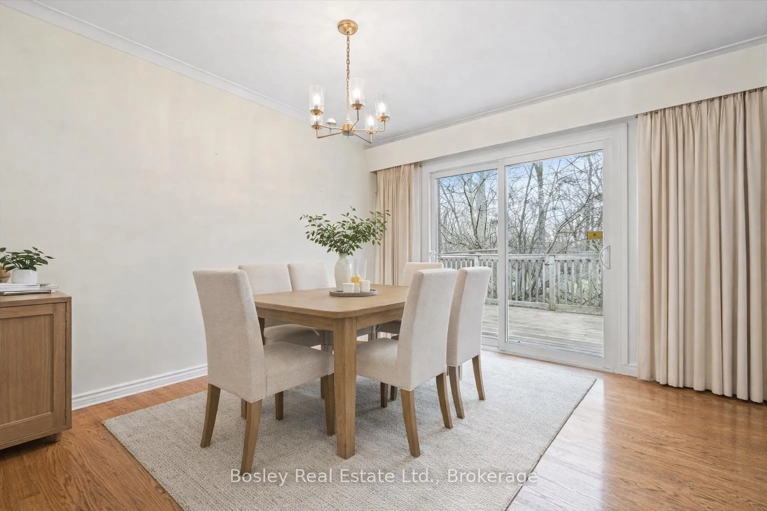 Photo 8 of 30 Stonybrook Drive, Kitchener — HOMEH