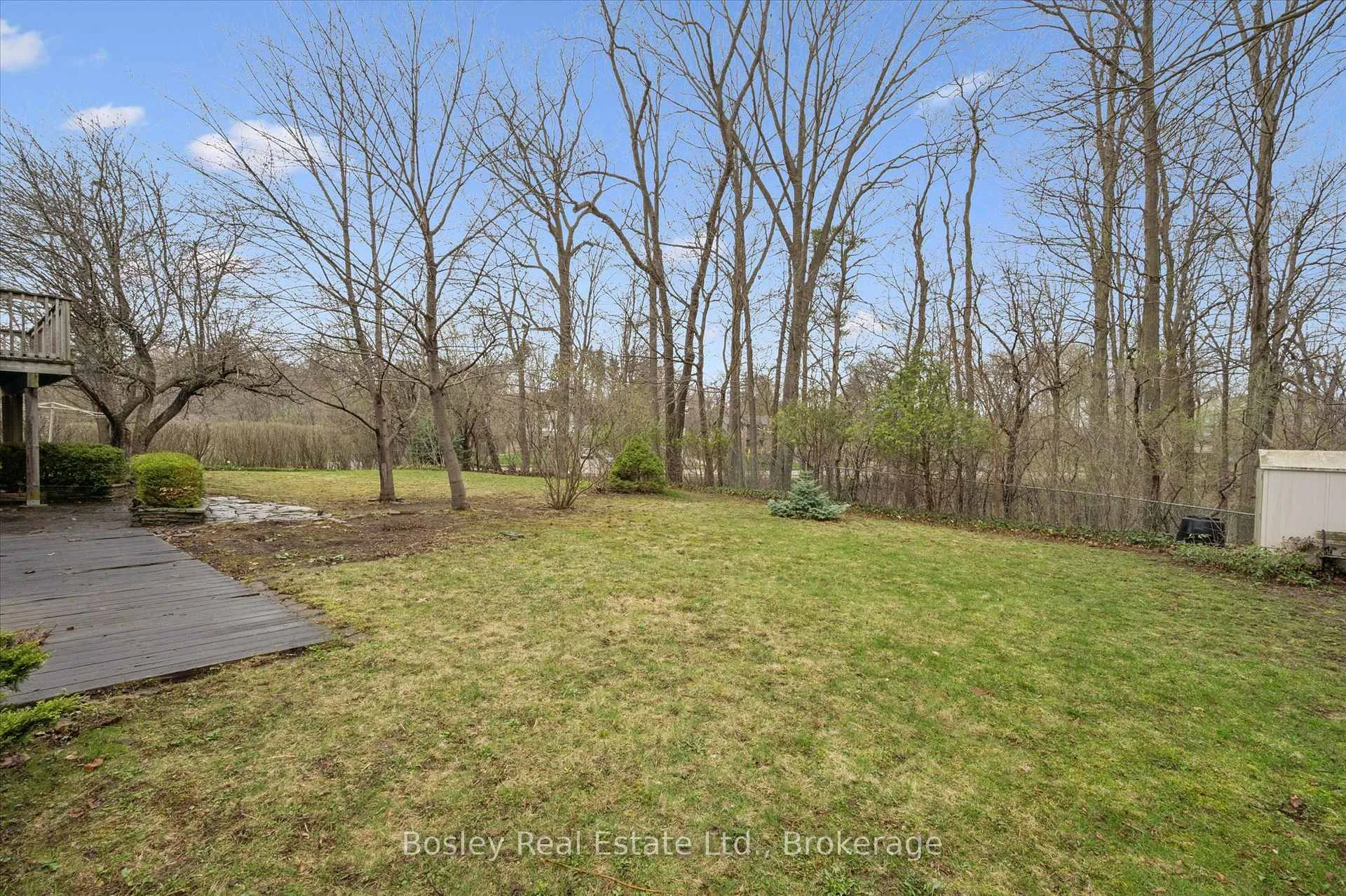 Photo 37 of 30 Stonybrook Drive, Kitchener — HOMEH