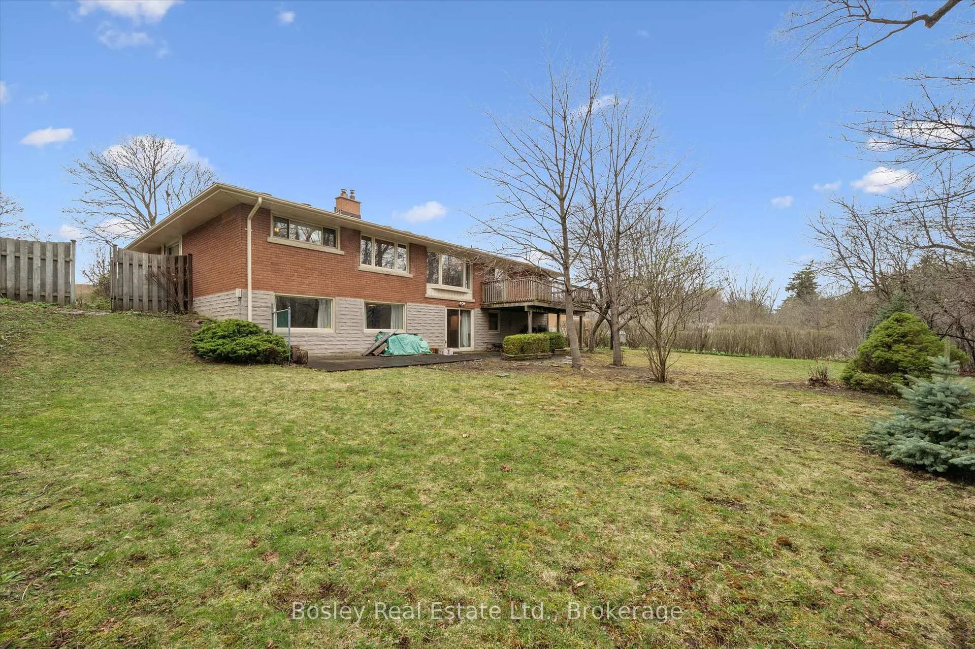 Photo 38 of 30 Stonybrook Drive, Kitchener — HOMEH