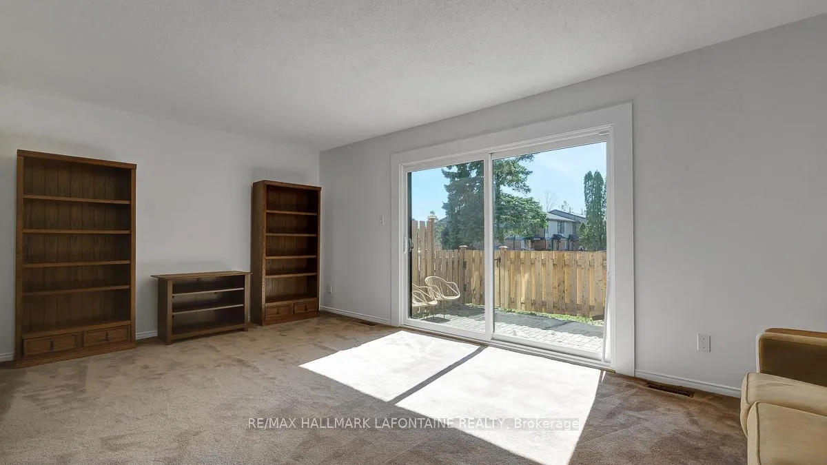 Photo 5 of Unit 46, 890 Cahill Drive W, Ottawa, Hunt Club — HOMEH