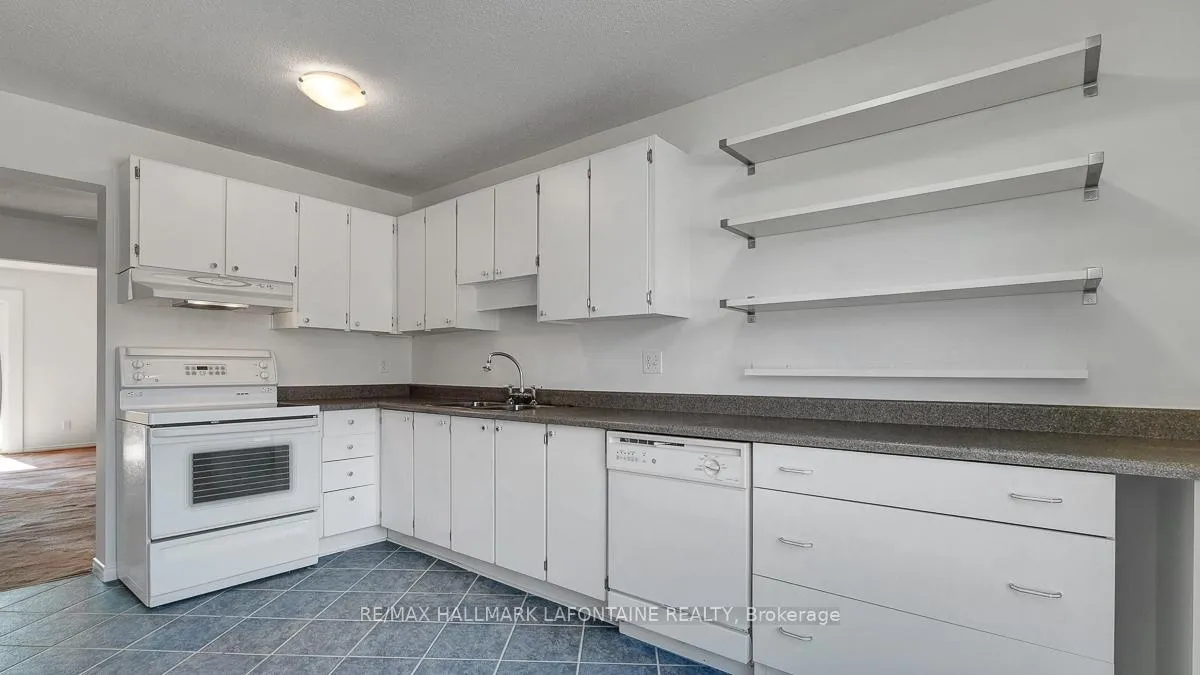 Photo 11 of Unit 46, 890 Cahill Drive W, Ottawa, Hunt Club — HOMEH