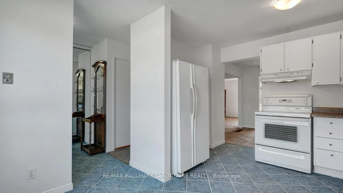 Photo 12 of Unit 46, 890 Cahill Drive W, Ottawa, Hunt Club — HOMEH