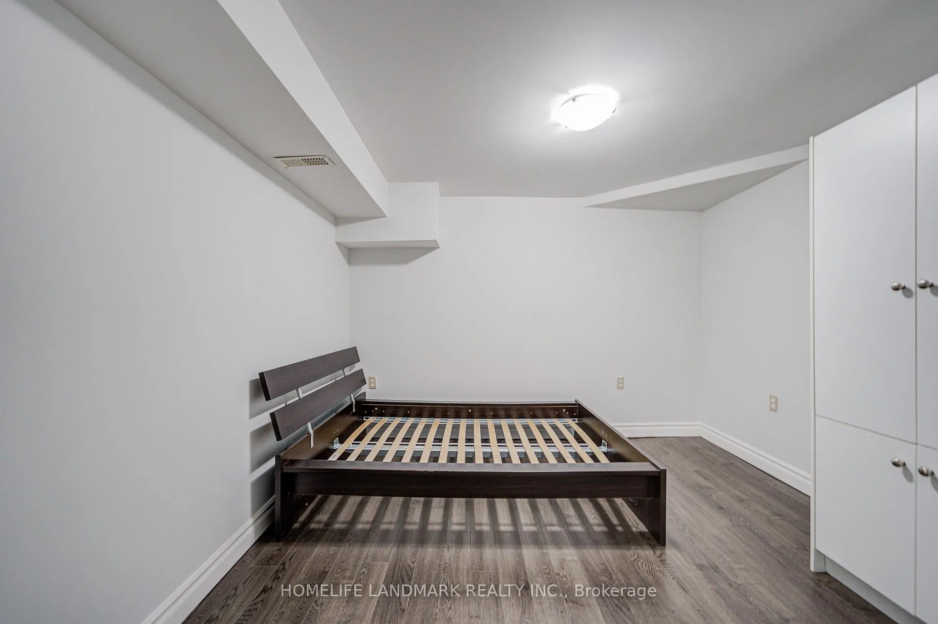 Photo 25 of 45 Longmeadow Crescent, Markham, Milliken Mills West — HOMEH