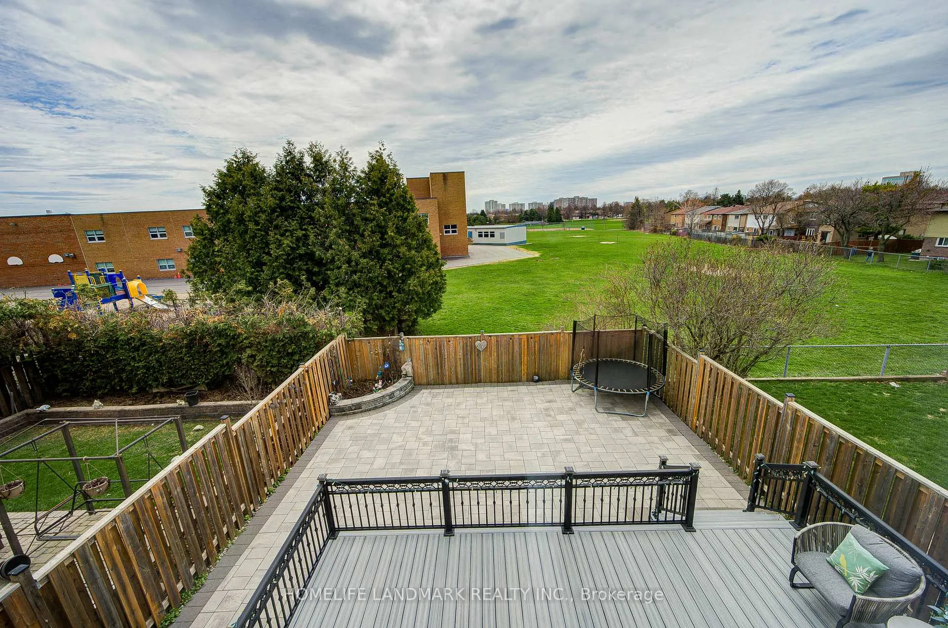 Photo 27 of 45 Longmeadow Crescent, Markham, Milliken Mills West — HOMEH