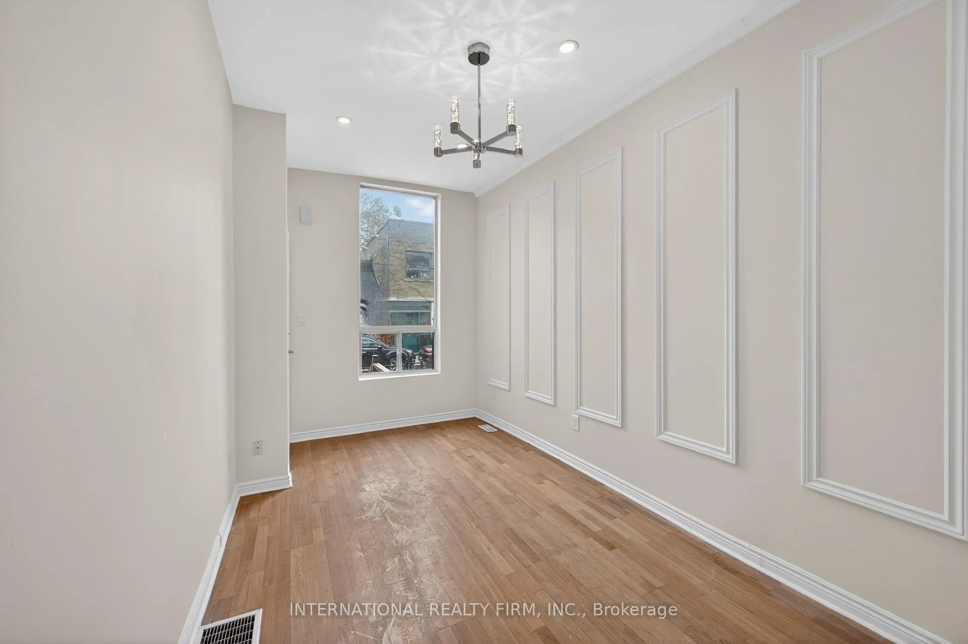Photo 6 of Unit 2, 269 Ontario Street, Toronto, Moss Park — HOMEH