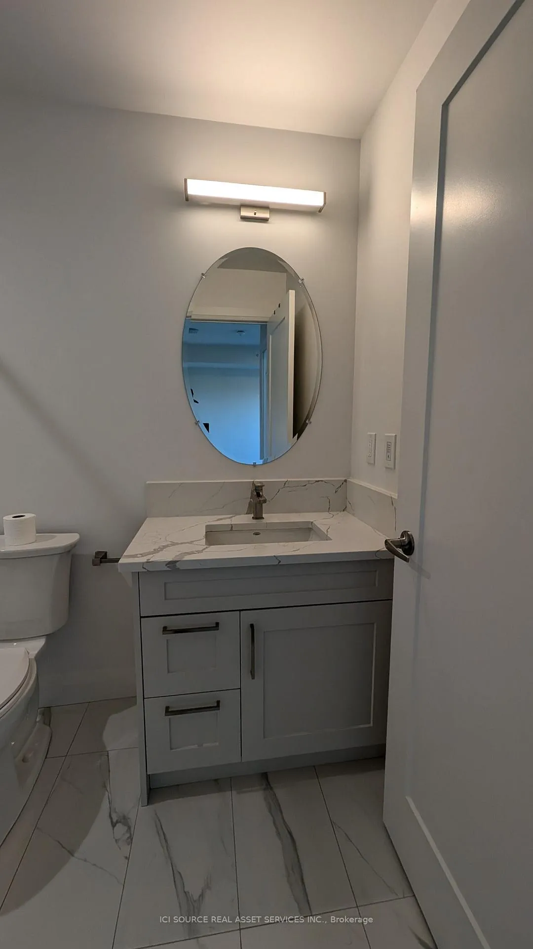 Photo 9 of Unit 806, 500 Brock Avenue, Burlington, Brant — HOMEH