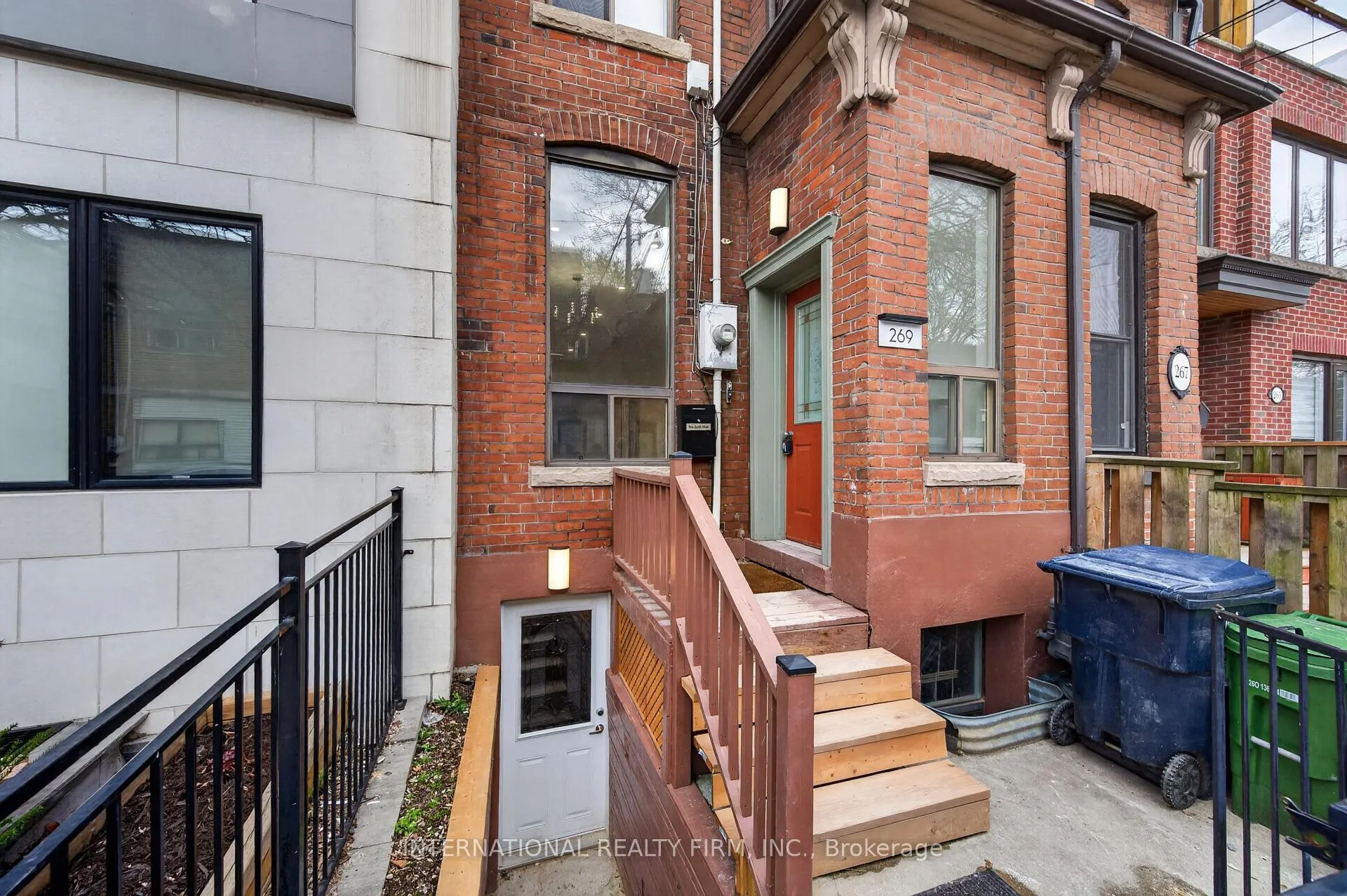 Photo 3 of Unit 1, 269 Ontario Street, Toronto, Moss Park — HOMEH