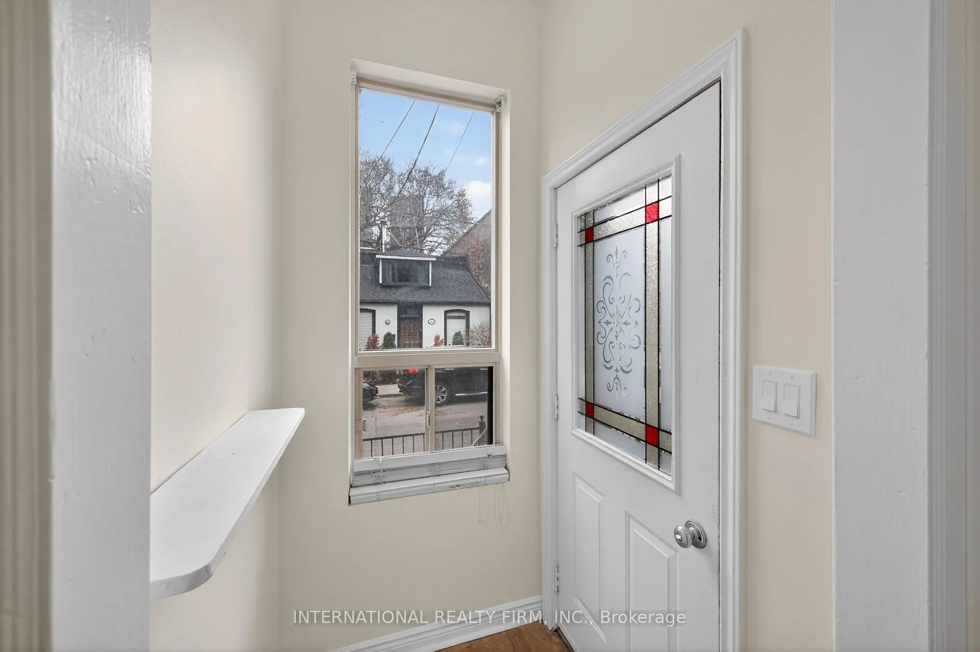 Photo 4 of Unit 1, 269 Ontario Street, Toronto, Moss Park — HOMEH