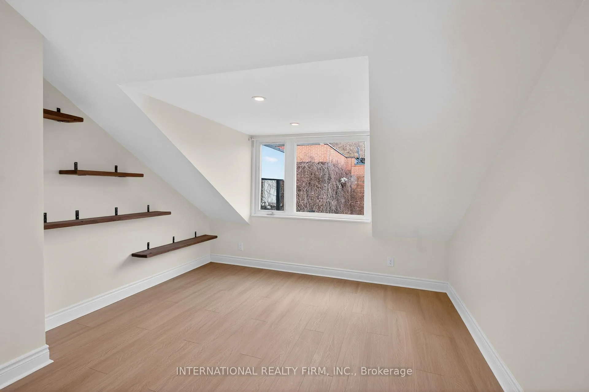 Photo 10 of Unit 1, 269 Ontario Street, Toronto, Moss Park — HOMEH