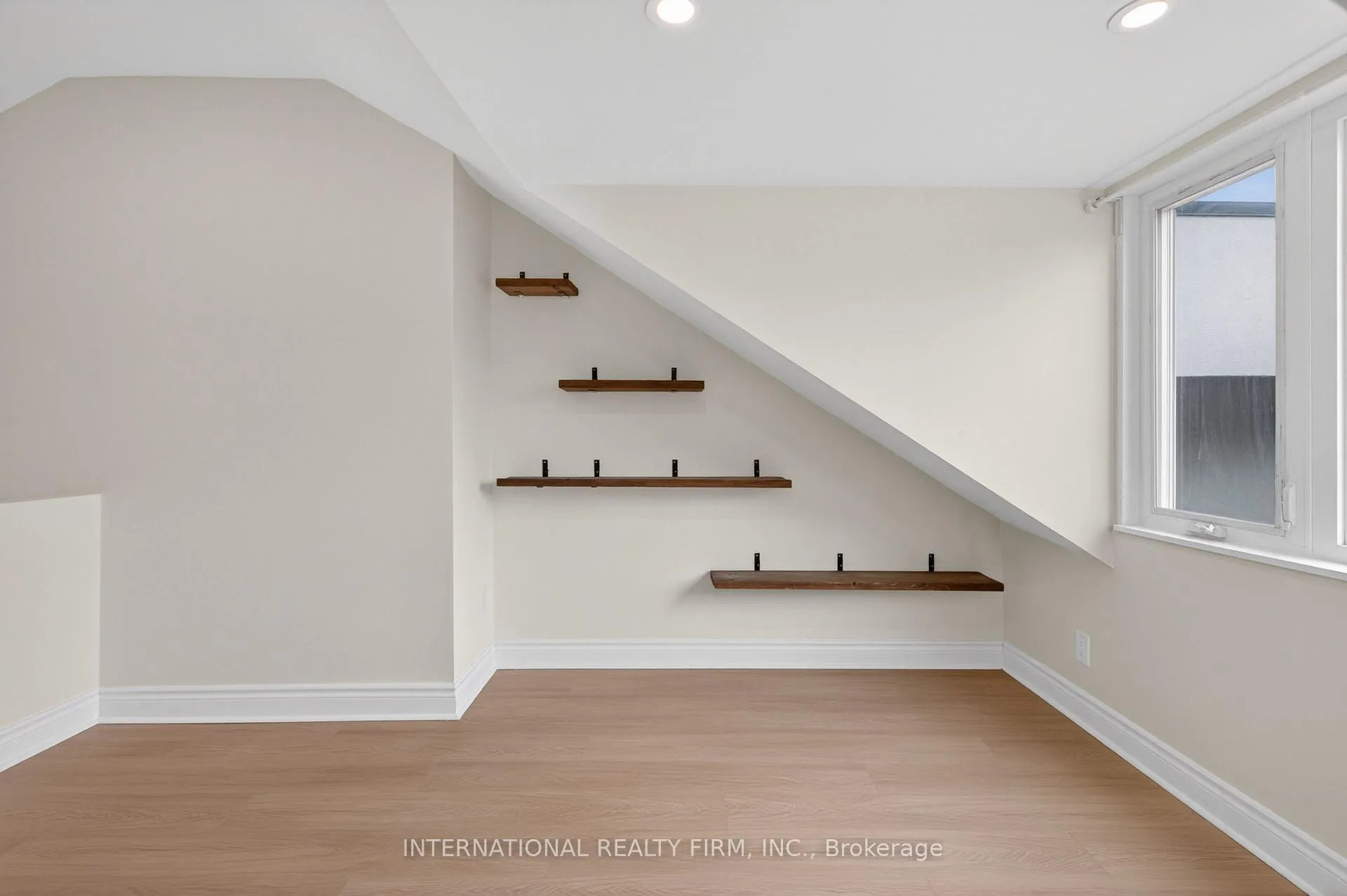 Photo 12 of Unit 1, 269 Ontario Street, Toronto, Moss Park — HOMEH