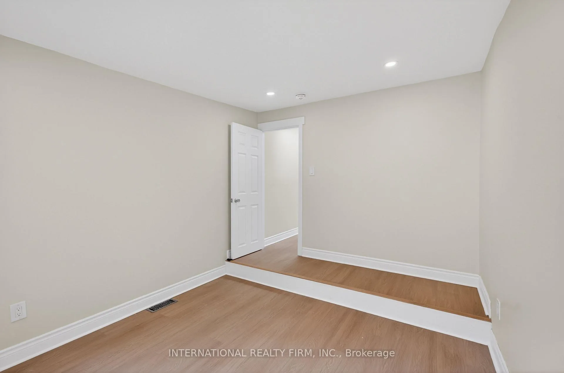 Photo 15 of Unit 1, 269 Ontario Street, Toronto, Moss Park — HOMEH